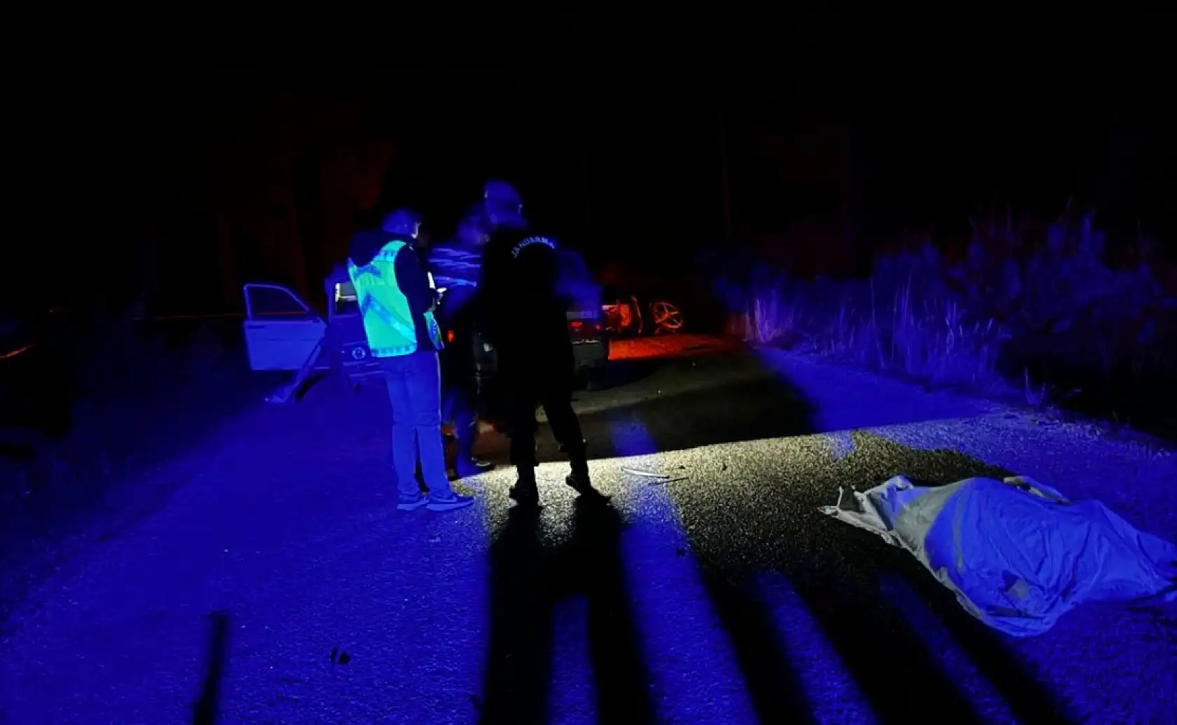 Dört aracın karıştığı zincirleme kazada motosiklet sürücüsü öldü