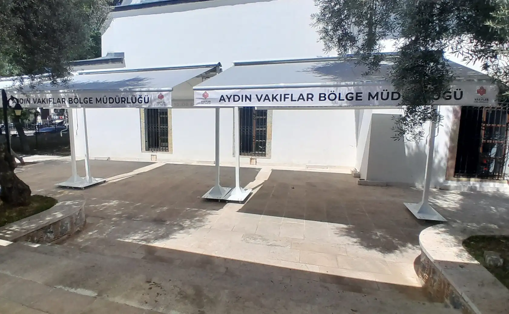 Vakıflar Bölge Müdürlüğünden Kurşunlu Camii'ne tente