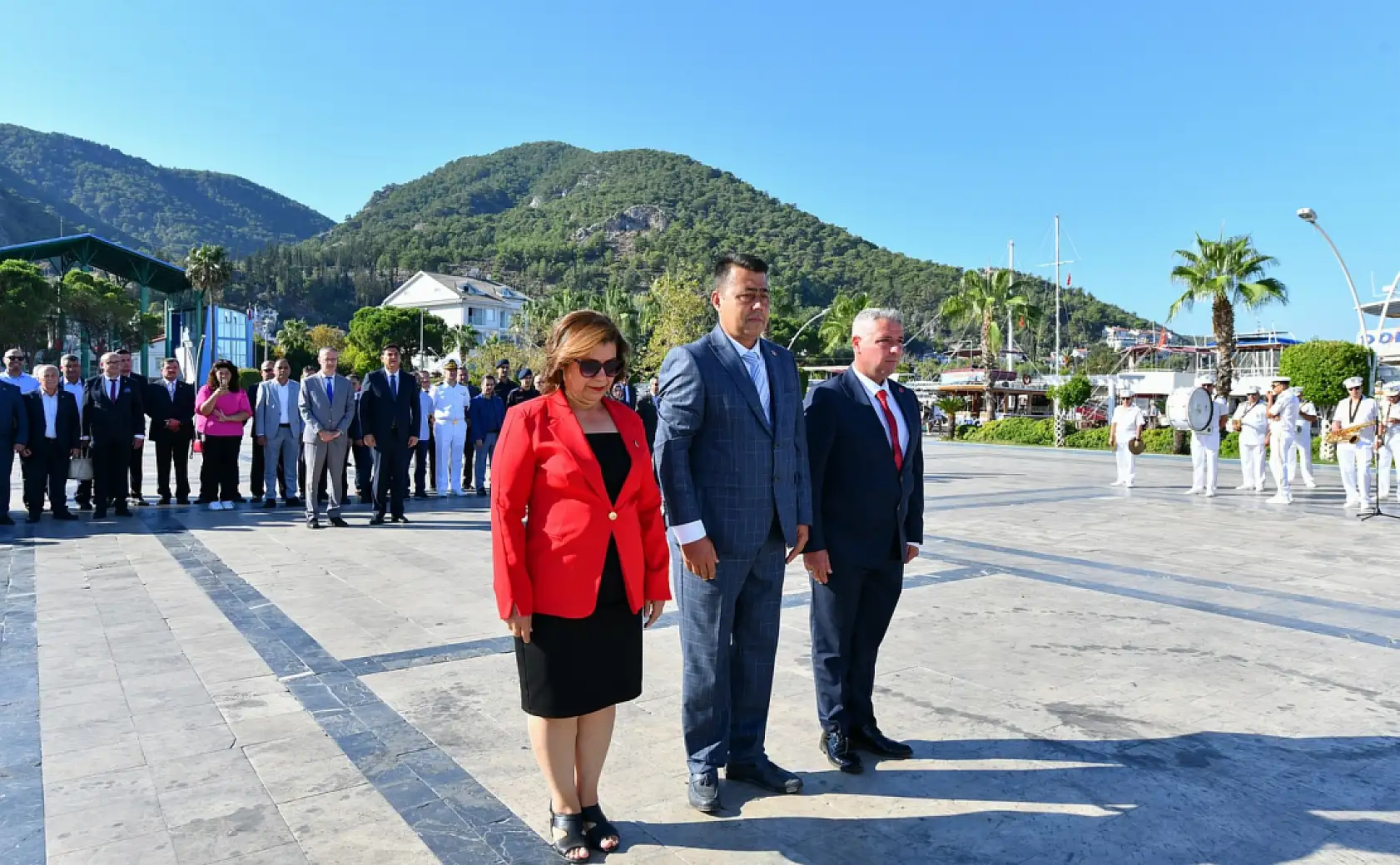 Beşkaza Meydanı'nda Muhtarlar Günü Kutlandı