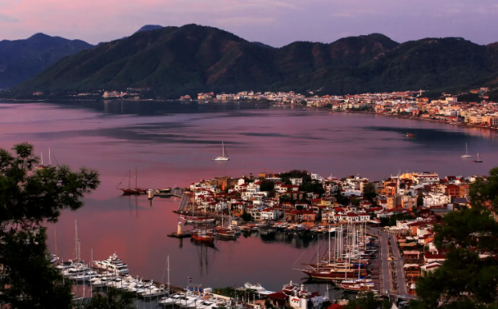 Muğla'nın 6 ilçesinde 3 günlük elektrik kesintisi! Fethiye ve Seydikemer dahil! 9-10-11 Ocak elektrik kesintisi detaylar...