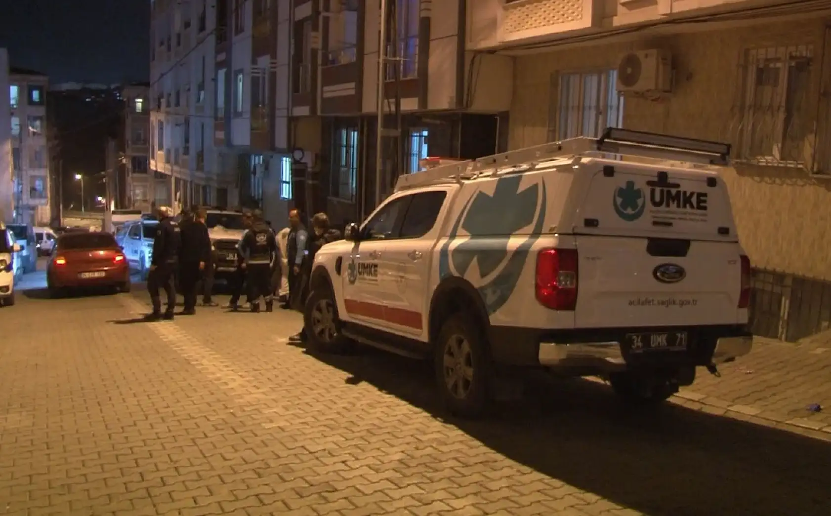 Yüksek doz ilaçlama nedeniyle 7 kişi zehirlendi, bina mühürlendi