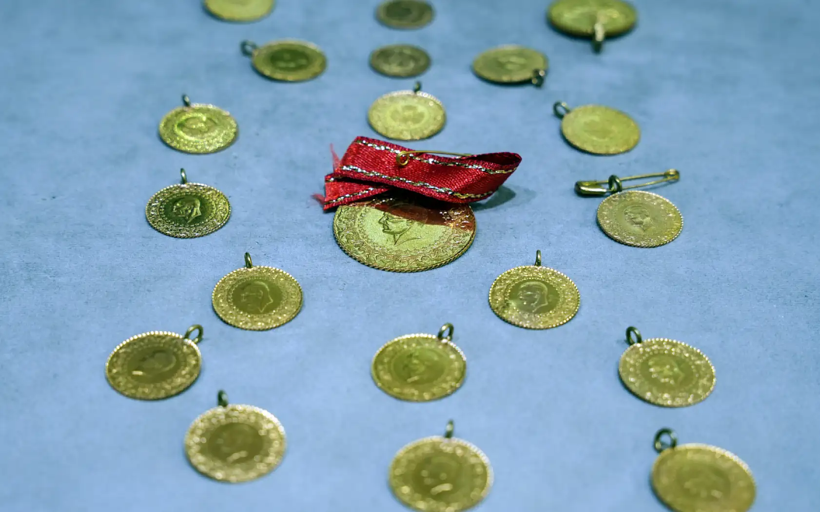 14 Mayıs Çarşamba Dolar ve Altın Fiyatları