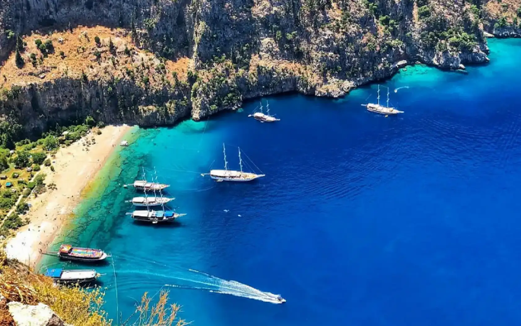Fethiye: Maviden Yeşile Uzanan Bir Yolculuk