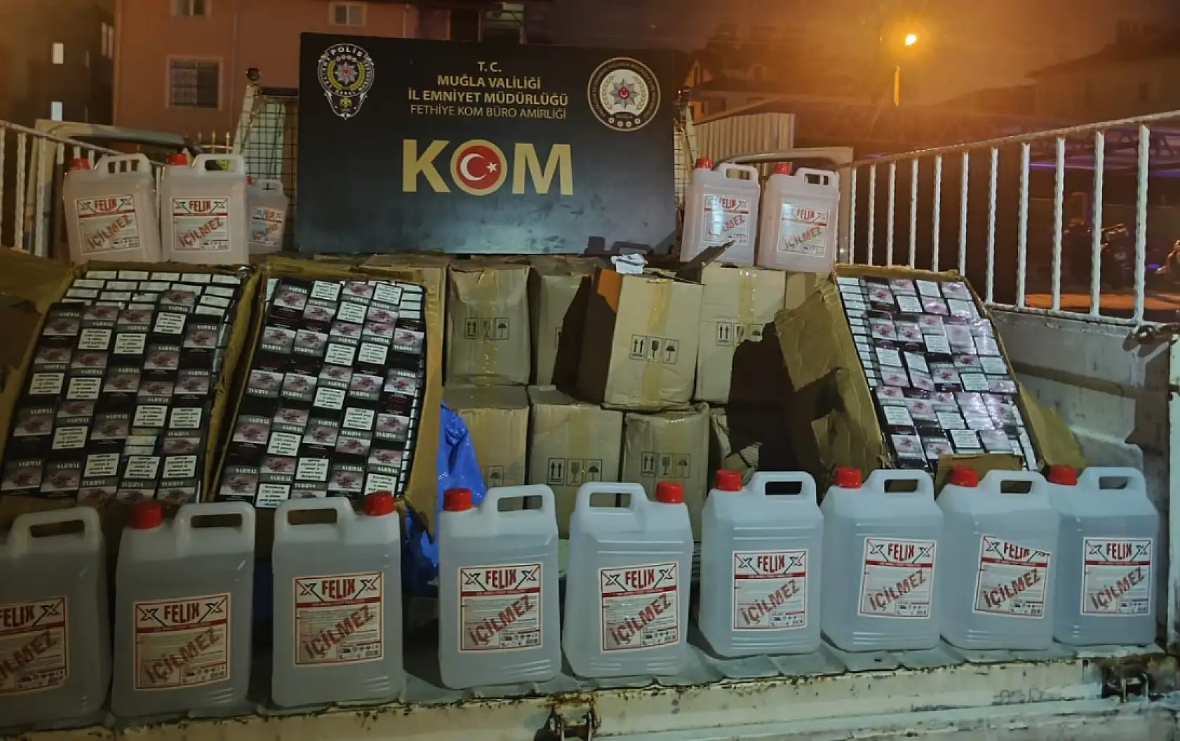 Fethiye'de 1 ton 100 litre etil alkol ve 1 ton 980 litre sahte şarap ele geçirildi