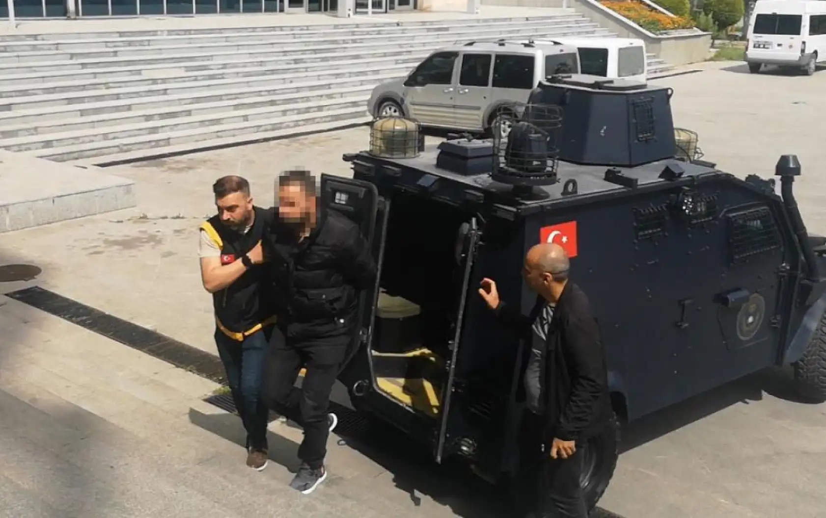 Hamile kardeşi öldüren ağabeyler yakalandı