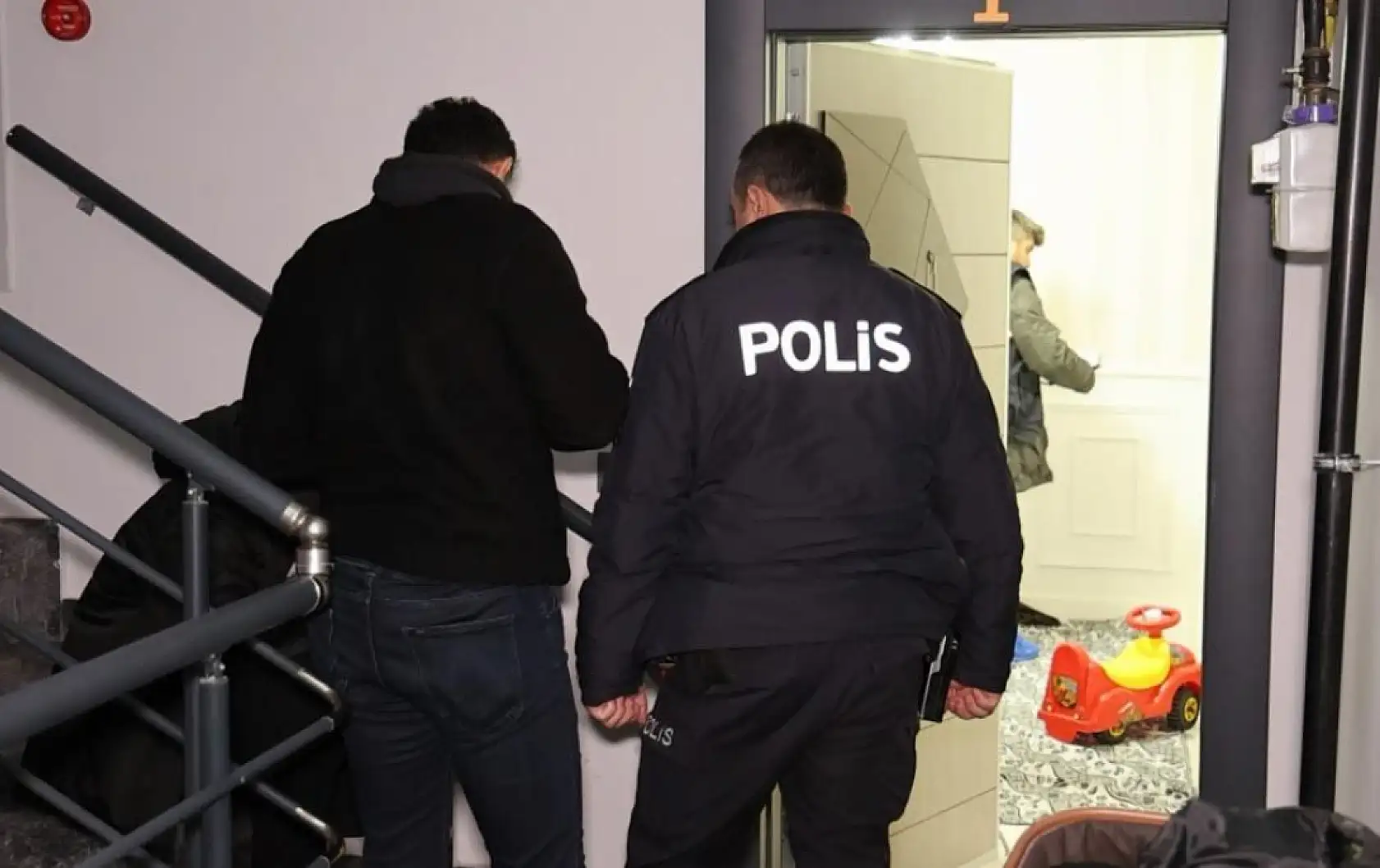 Karbonmonoksit faciası: Anne ve 1 buçuk yaşındaki oğlu hayatını kaybetti