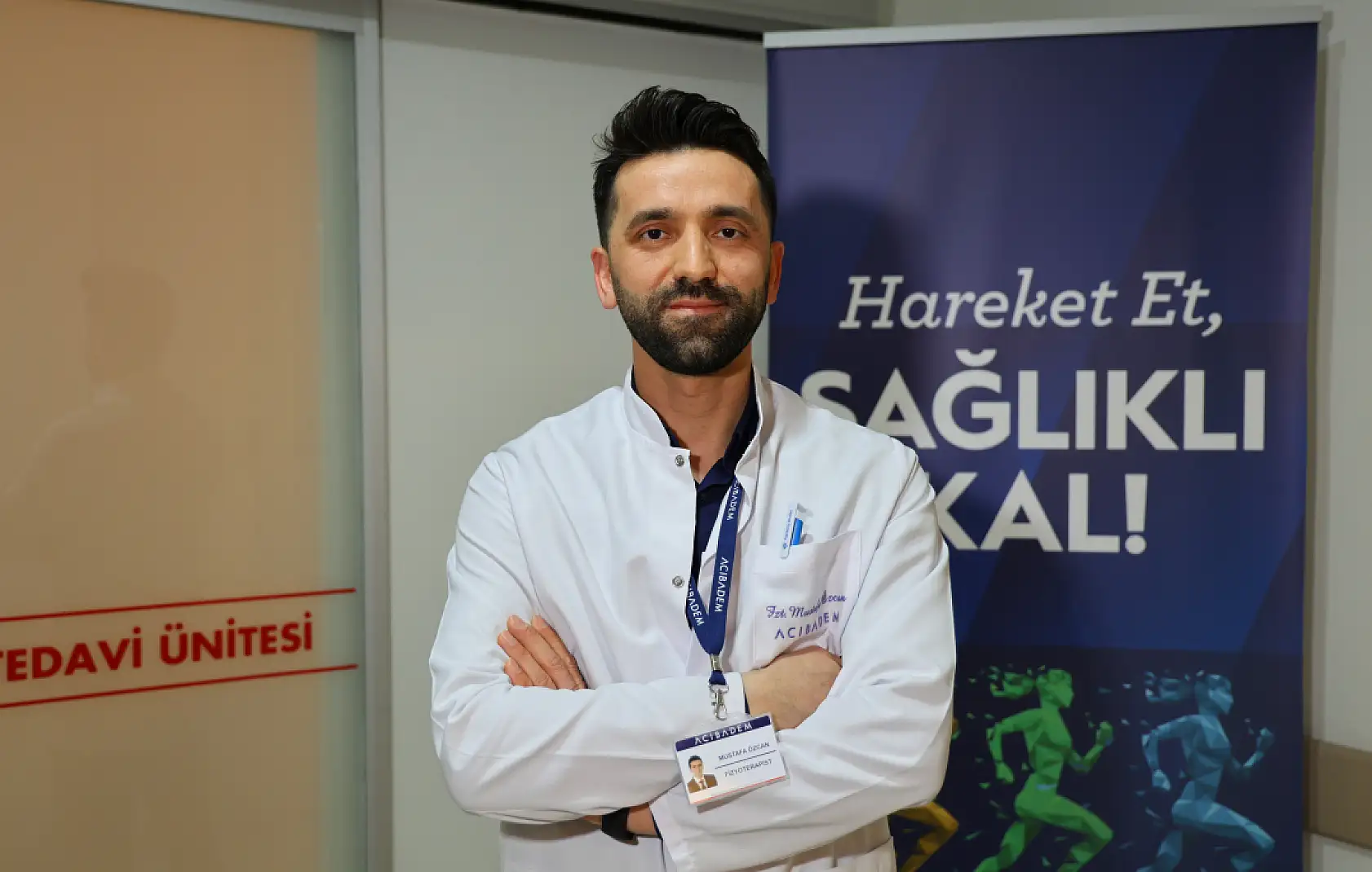 Aşırı telefon ve bilgisayar kullanımı 'Text Neck' sendromuna yol açıyor