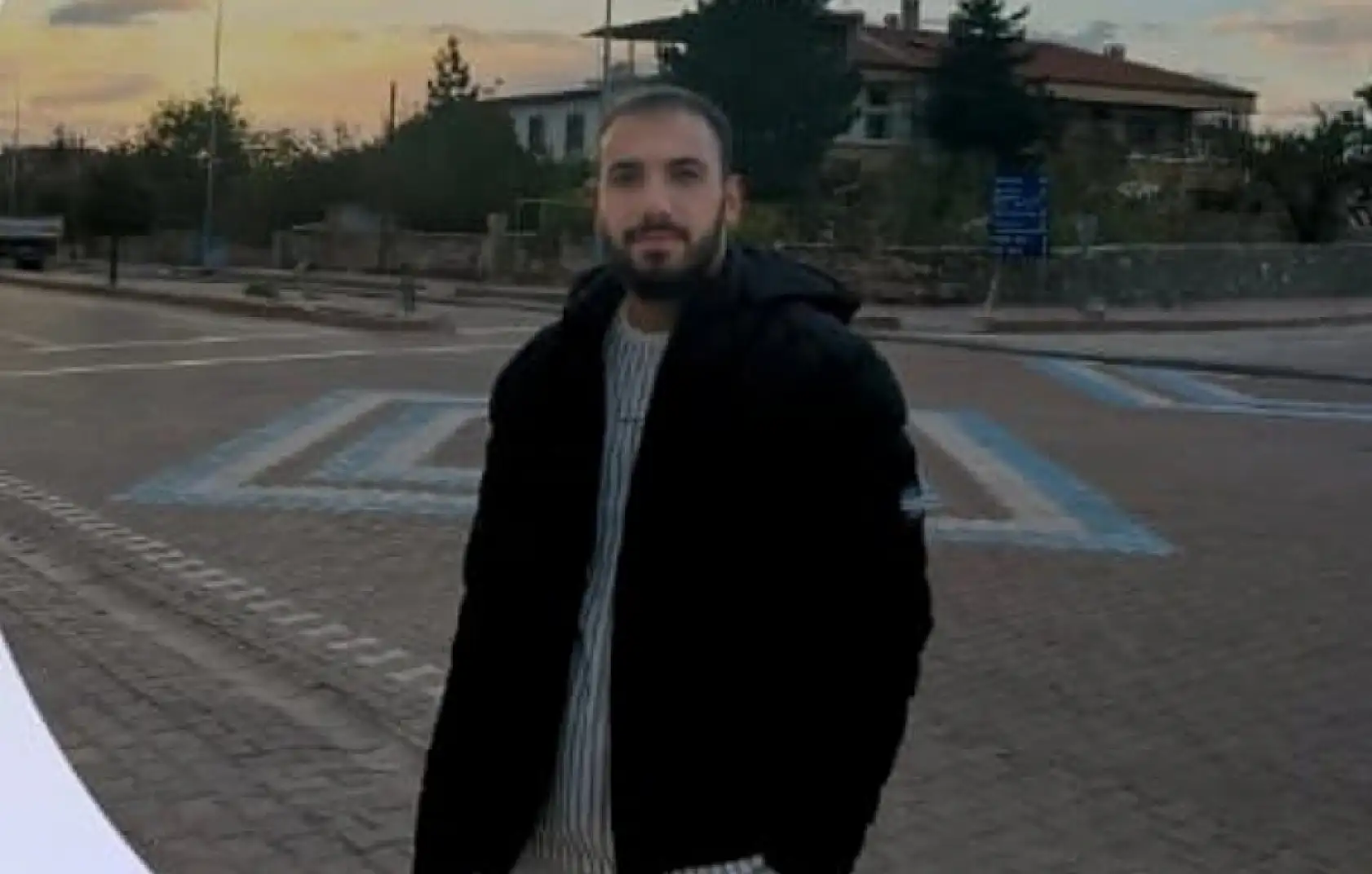 Eski nişanlısını öldürüp intihar etti