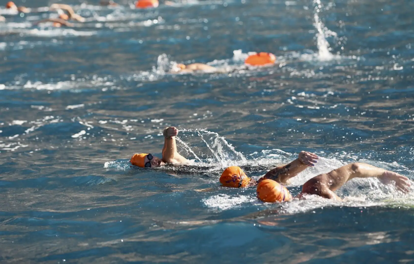 Fethiye'de Kelebekler Vadisi-Ölüdeniz Açık Su Yüzme Yarışı yapıldı