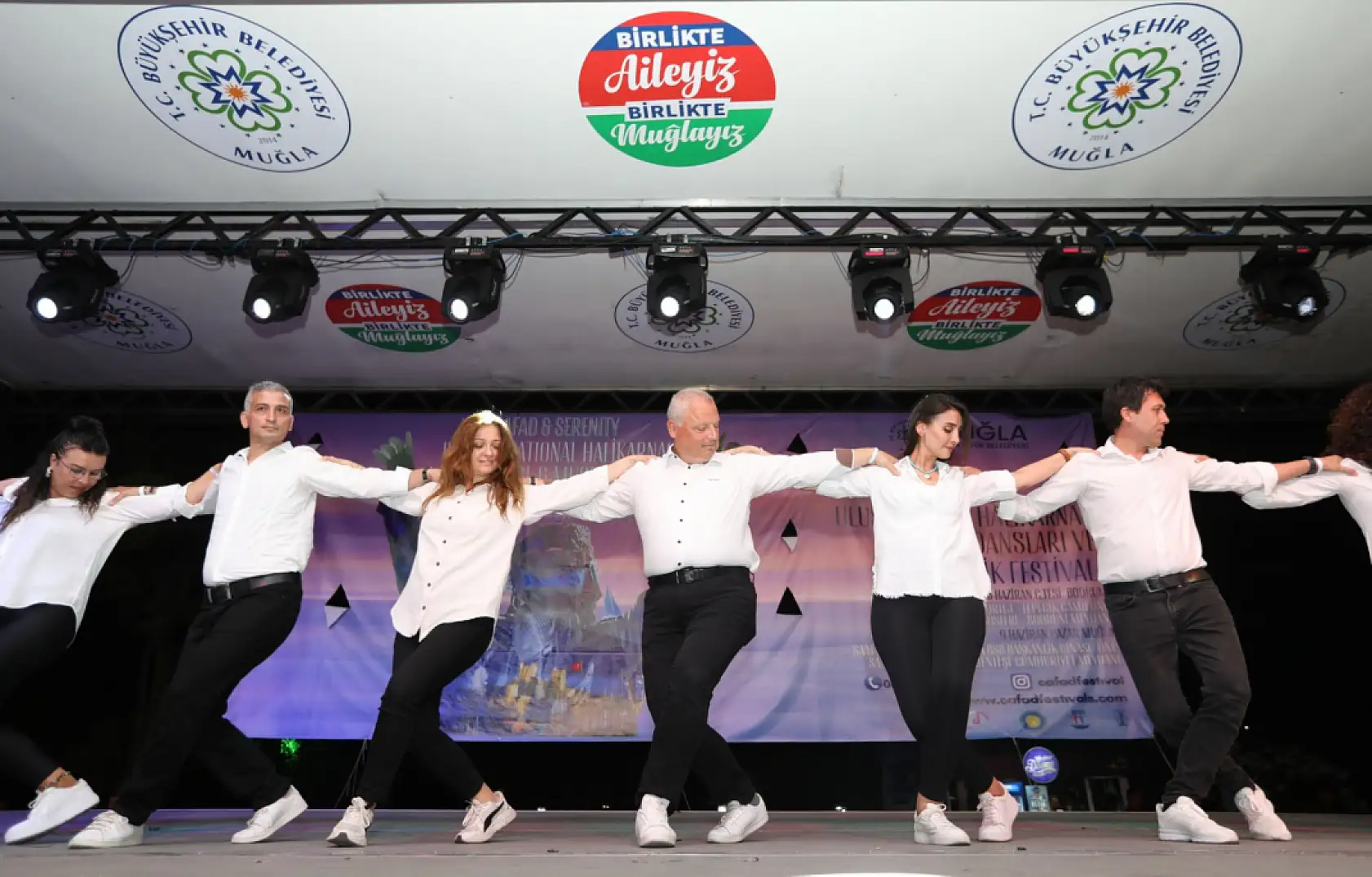 4. Uluslararası Halikarnas Halk Dansları ve Müzik Festivali Coşkuyla Kutlandı