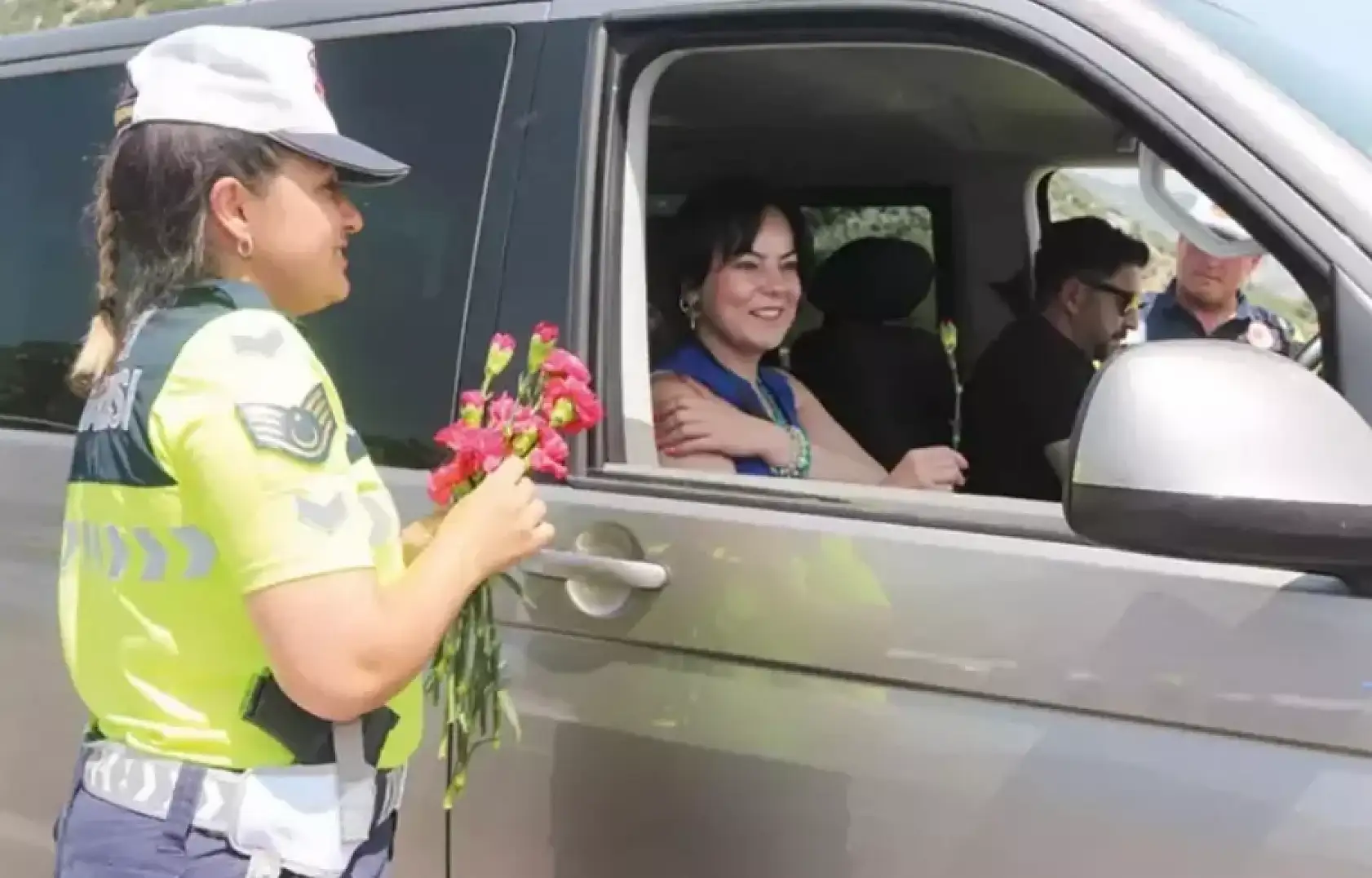 Akın akın geldiler! Kurban Bayramı'nda Bodrum'a 24 saatte 50 bin araç girdi