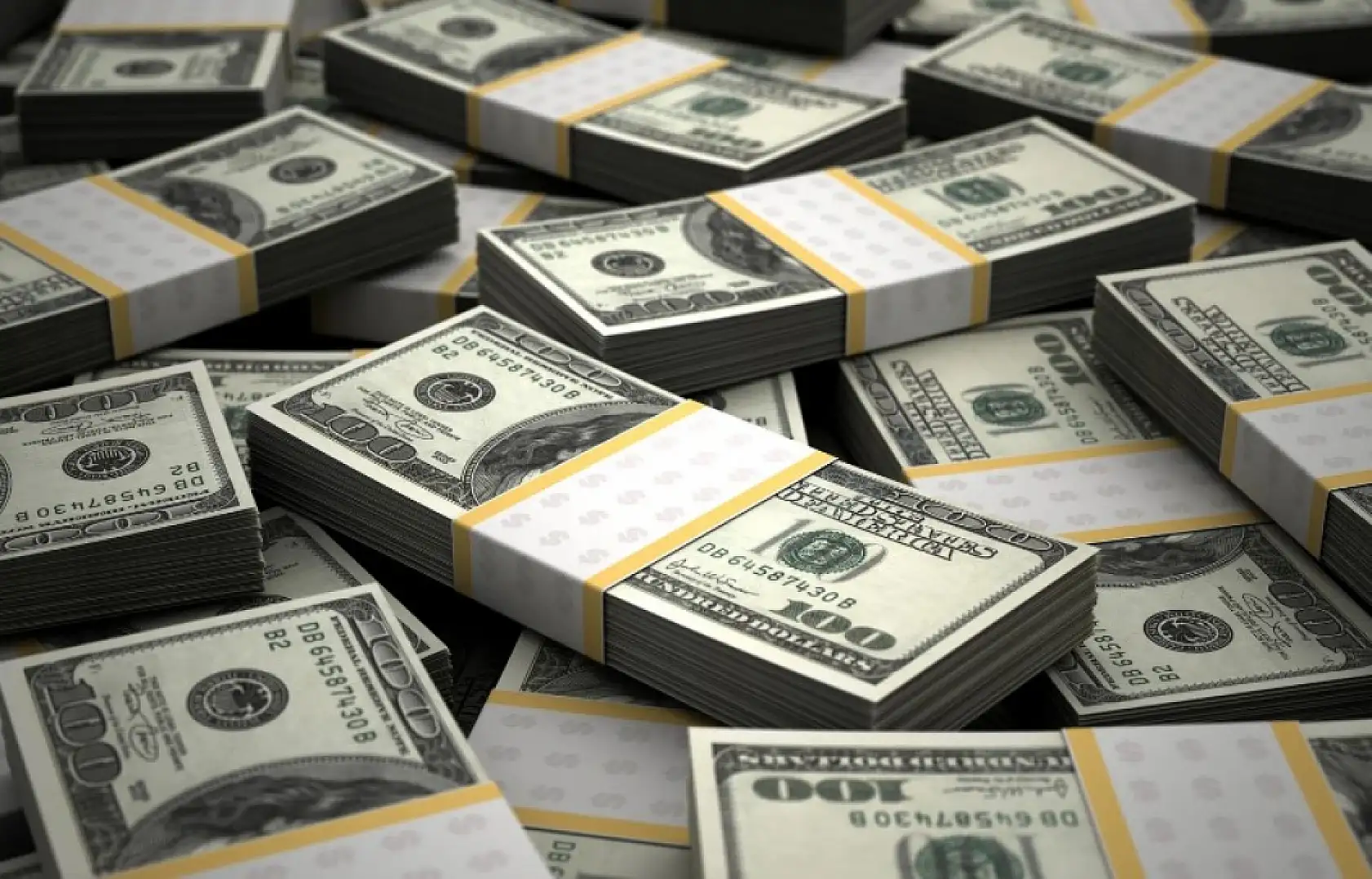 Dolar Tarihi Zirvesini Aştı, Ekonomide Dalgalanmalar Sürüyor