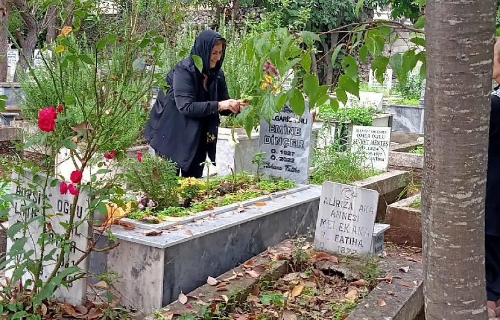 Türk Kadınlar Birliği Fethiye Şubesi'nden kabir ziyareti