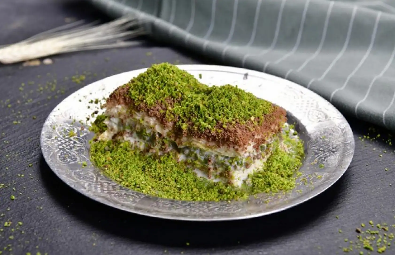 Soğuk Baklavanın Mucidi Fethiye Anteplioğlu Tatlı Dünyası
