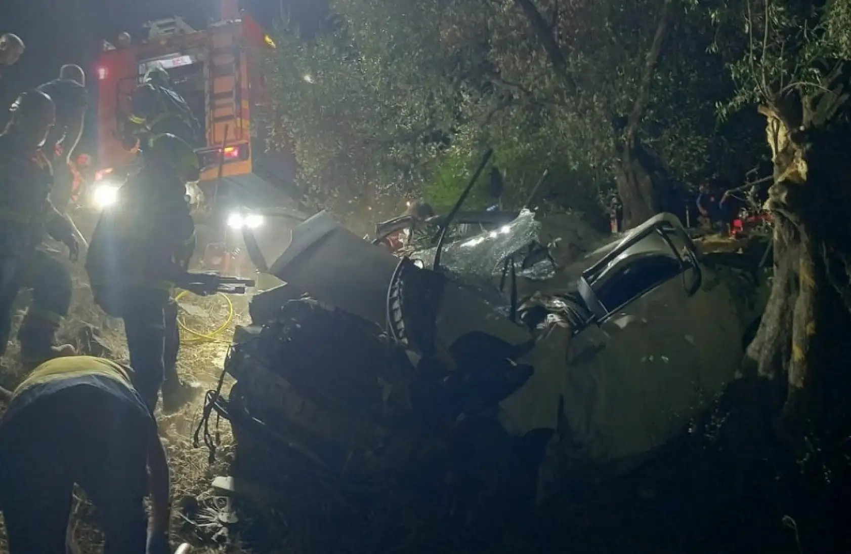 Aydın-Muğla Karayolu'nda Feci Kaza: 2 Kadın Öldü, Çocuk Yaralandı