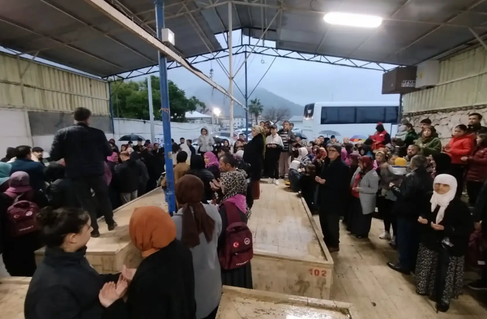 Fethiye'de 93 Umreci Dualarla Kutsal Topraklara Uğurlandı