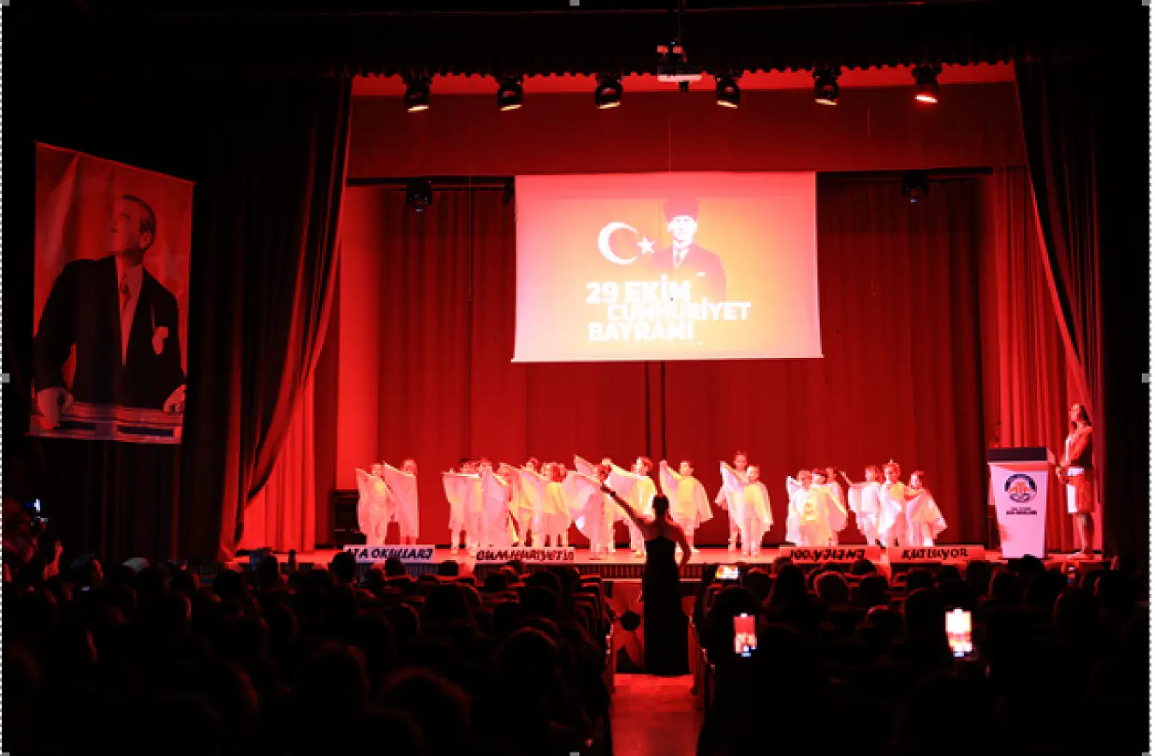 Özel Fethiye Ata Okullarında 100. Yıl Coşkusu