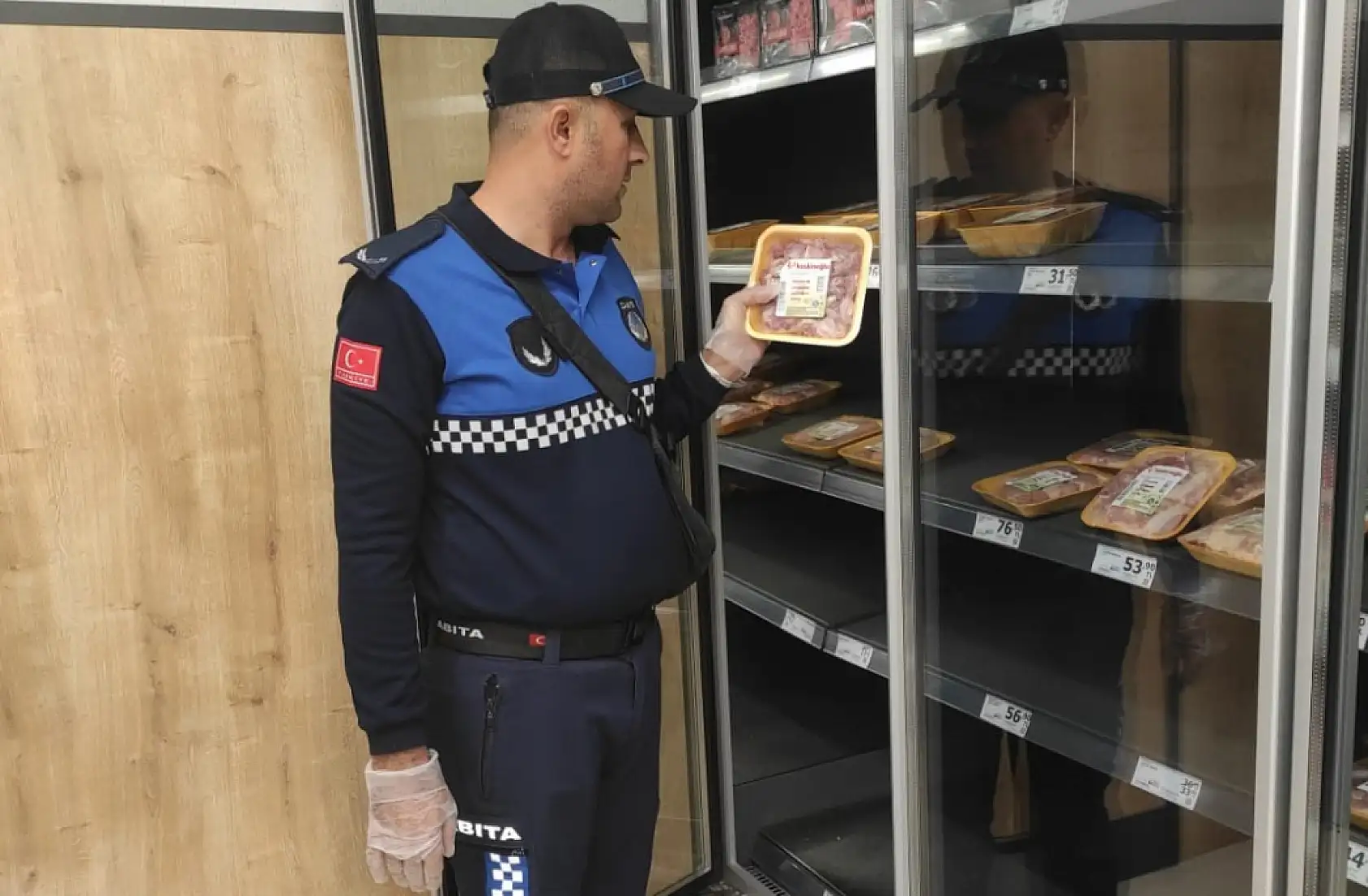 Muğla Büyükşehir Zabıtası Gıda Denetimlerine Devam Ediyor