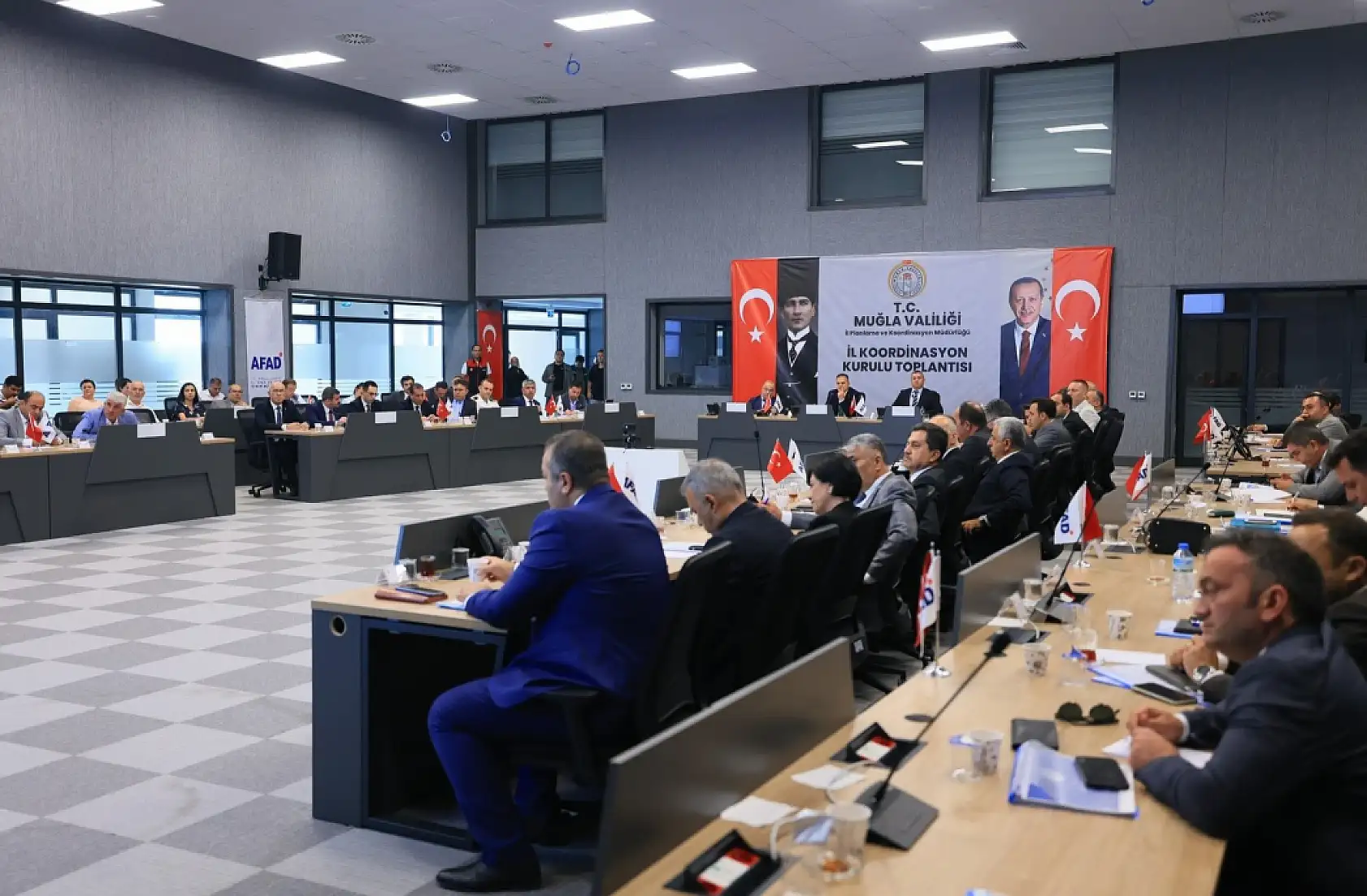 Muğla'da kamu yatırımları masaya yatırıldı