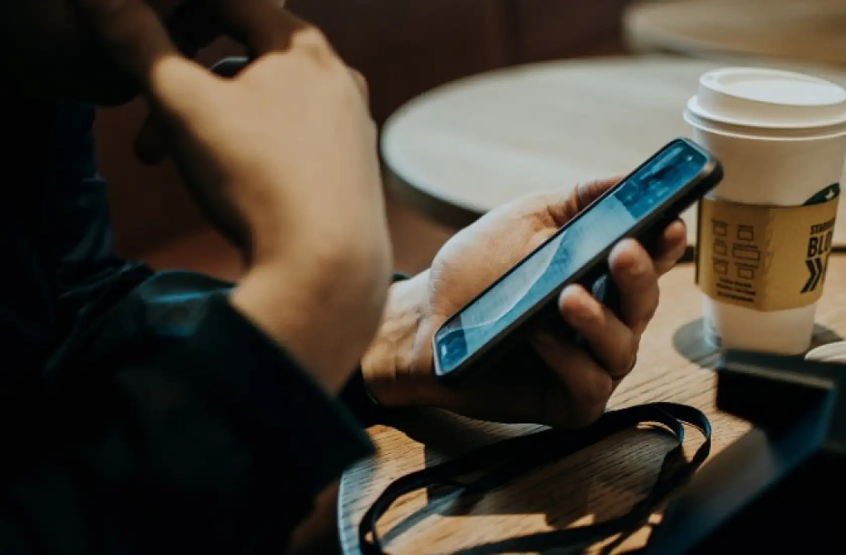 İnternet paketinizi gizlice bitiren bu etkenleri hemen kapatın