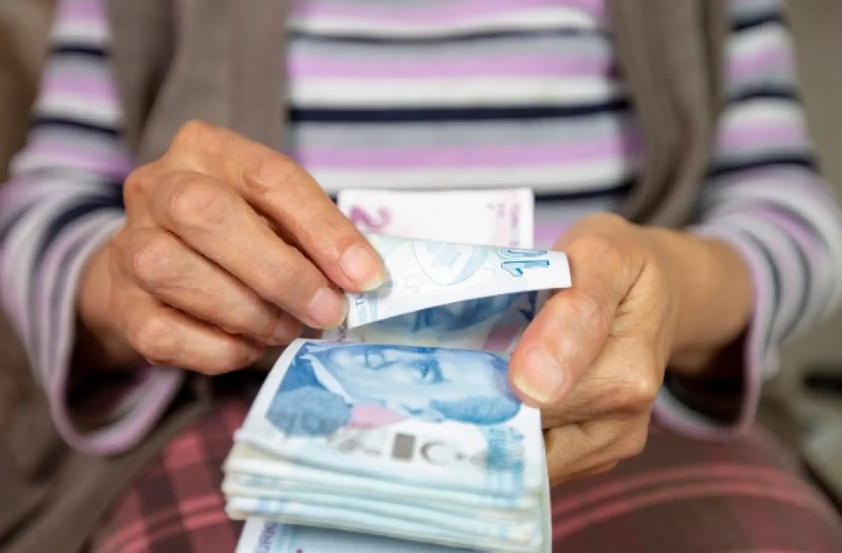Dikkat, hesabınızı iyi yapın, yeni faiz oranları kafa karıştırdı, 2 milyon TL'ye ne kadar faiz uygulanıyor?