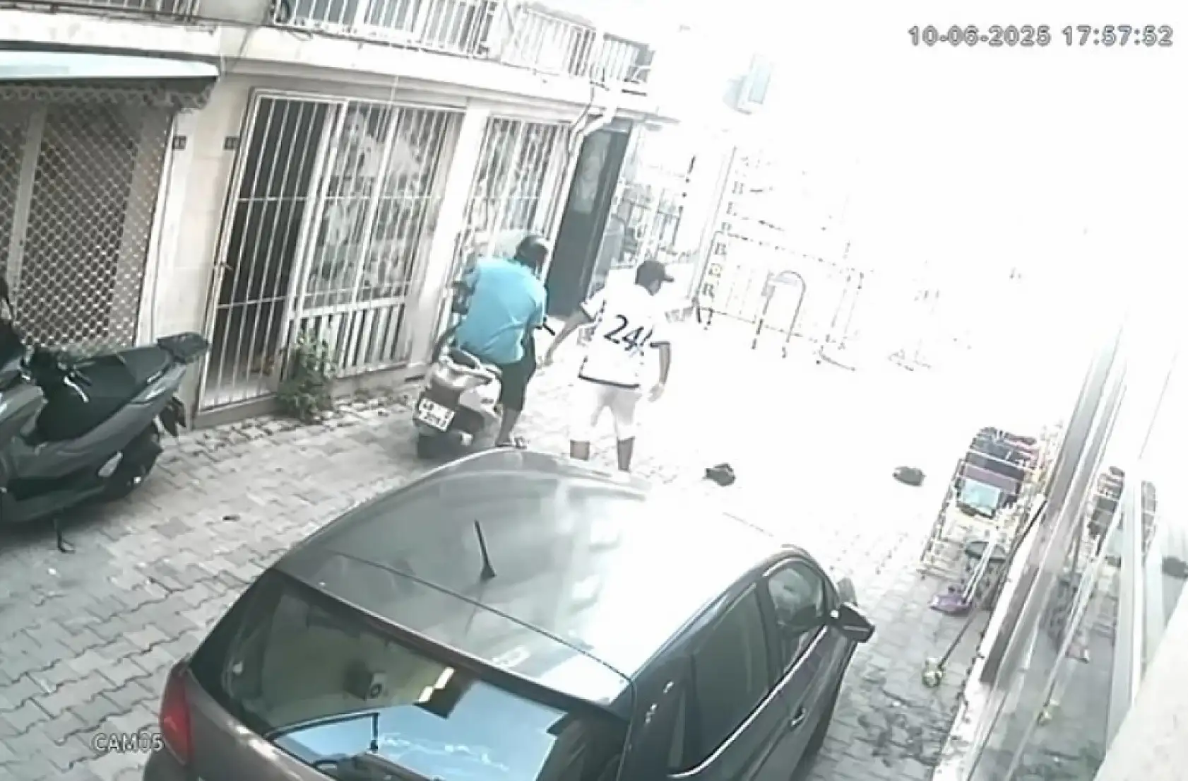 Ortaca'da 13 Yaşındaki Çocuğu Motosikletle Getirip Bıçakladı
