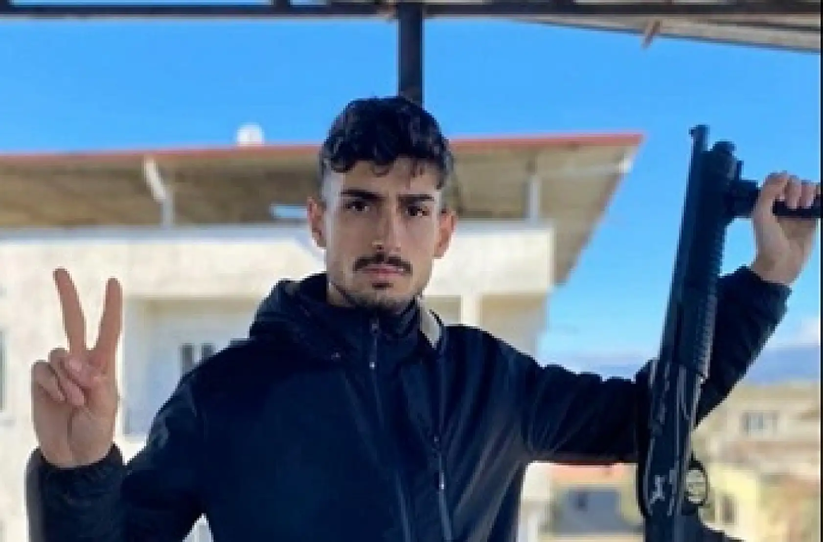 Kız arkadaşını öldürüp intihar eden caninin son fotoğrafları ortaya çıktı