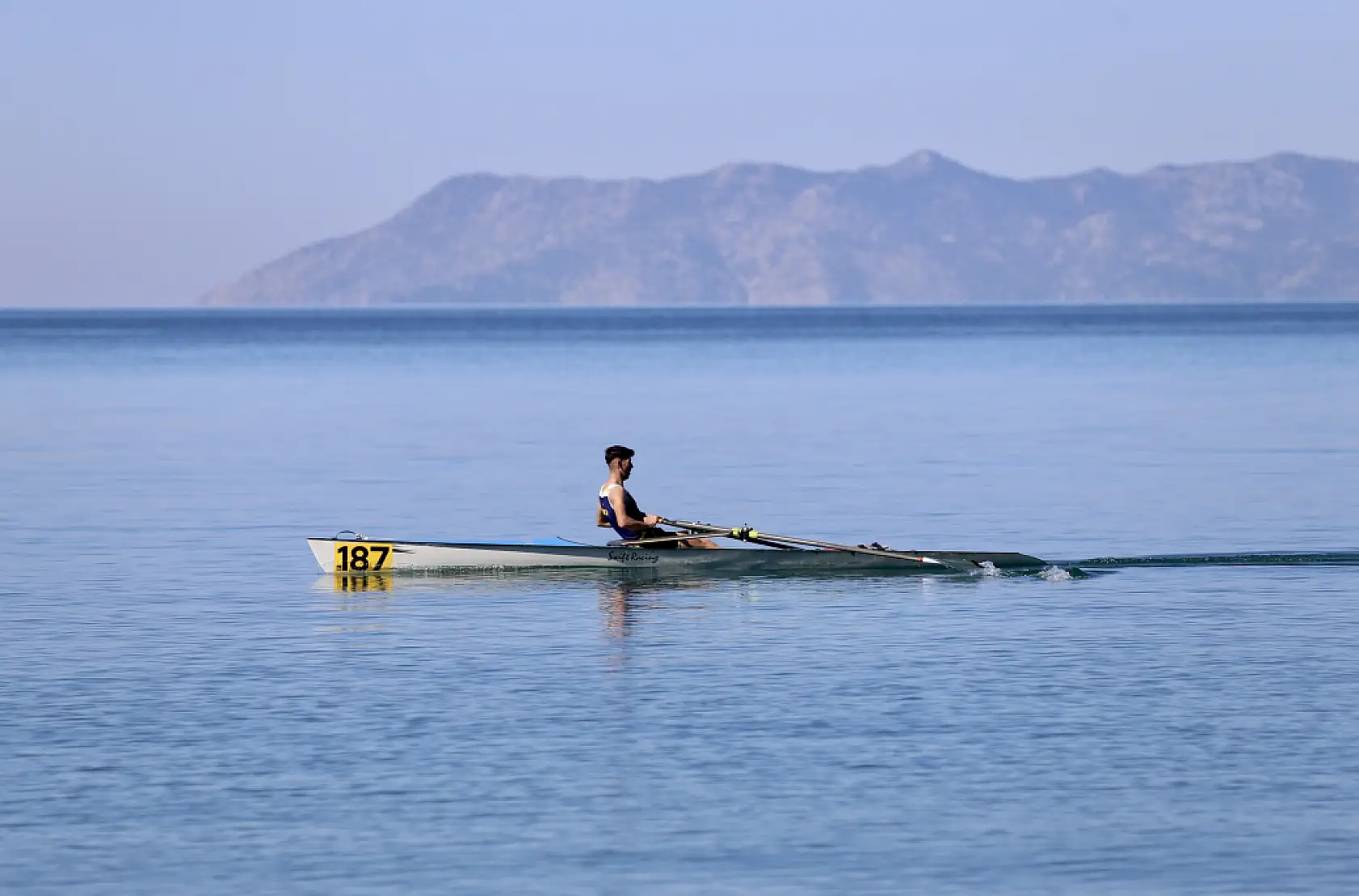Fethiye'de uzun mesafe deniz küreği Türkiye kupası yarışları devam ediyor