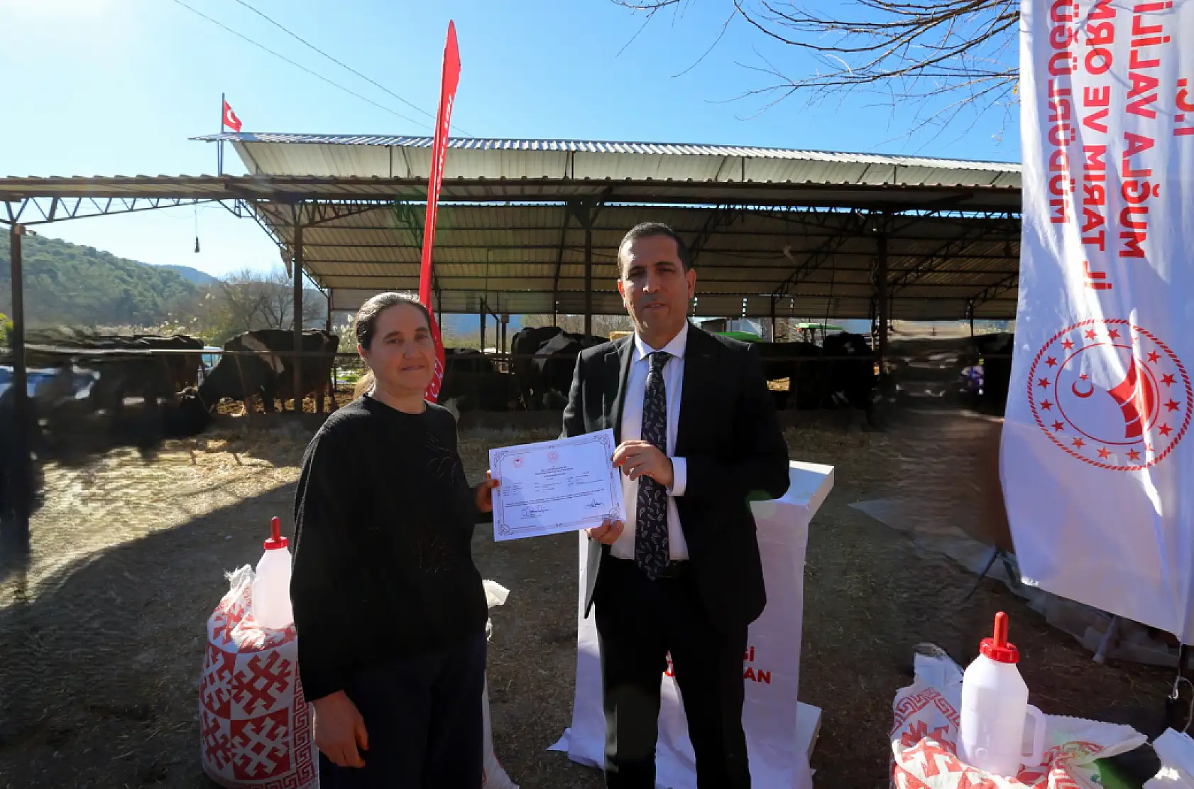 Ortaca'da Süt Sığırcılığı Sağım Hijyeni ve Sanitasyon Sertifikaları dağıtıldı