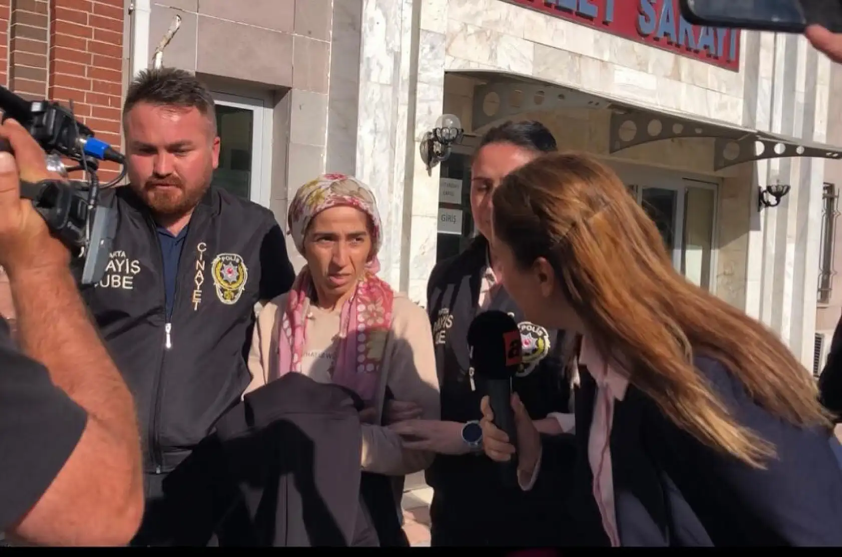 Sesinden rahatsız olduğu 9 yaşındaki üvey oğlunu öldürdüğü 9 yıl sonra ortaya çıktı