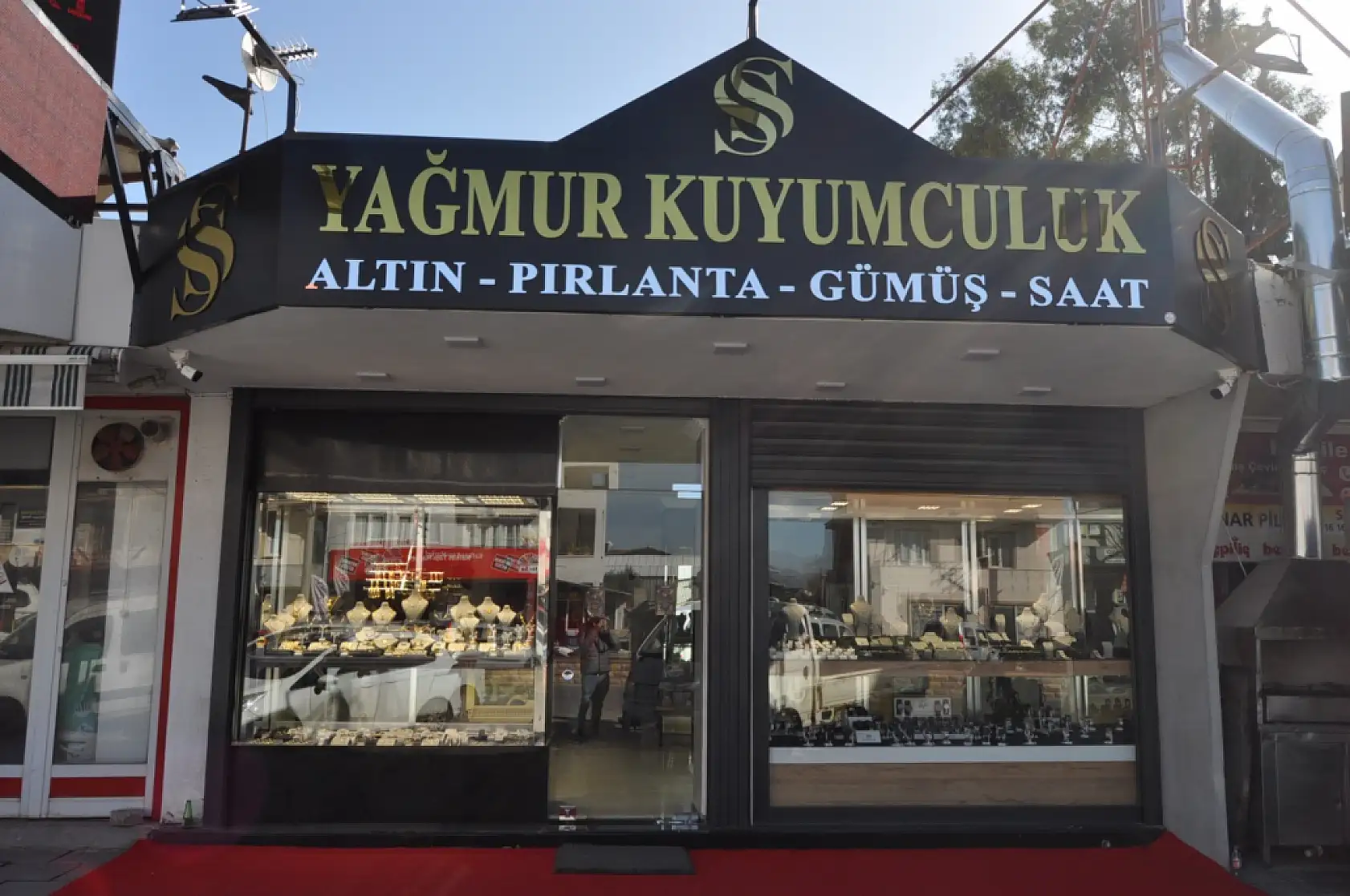 Fethiye'de Yeni Bir Dönem Başladı SS Yağmur Kuyumculuk Açıldı