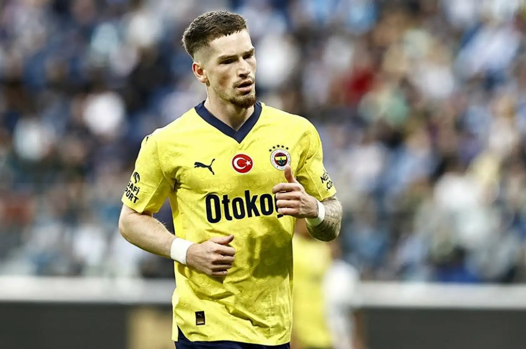 Fenerbahçeli yıldız isim Ryan Kent ayrılıyor mu? Fenerbahçe resmi hesabını takip etmiyor! Fotoğraf paylaşımı dahi yapmadı!