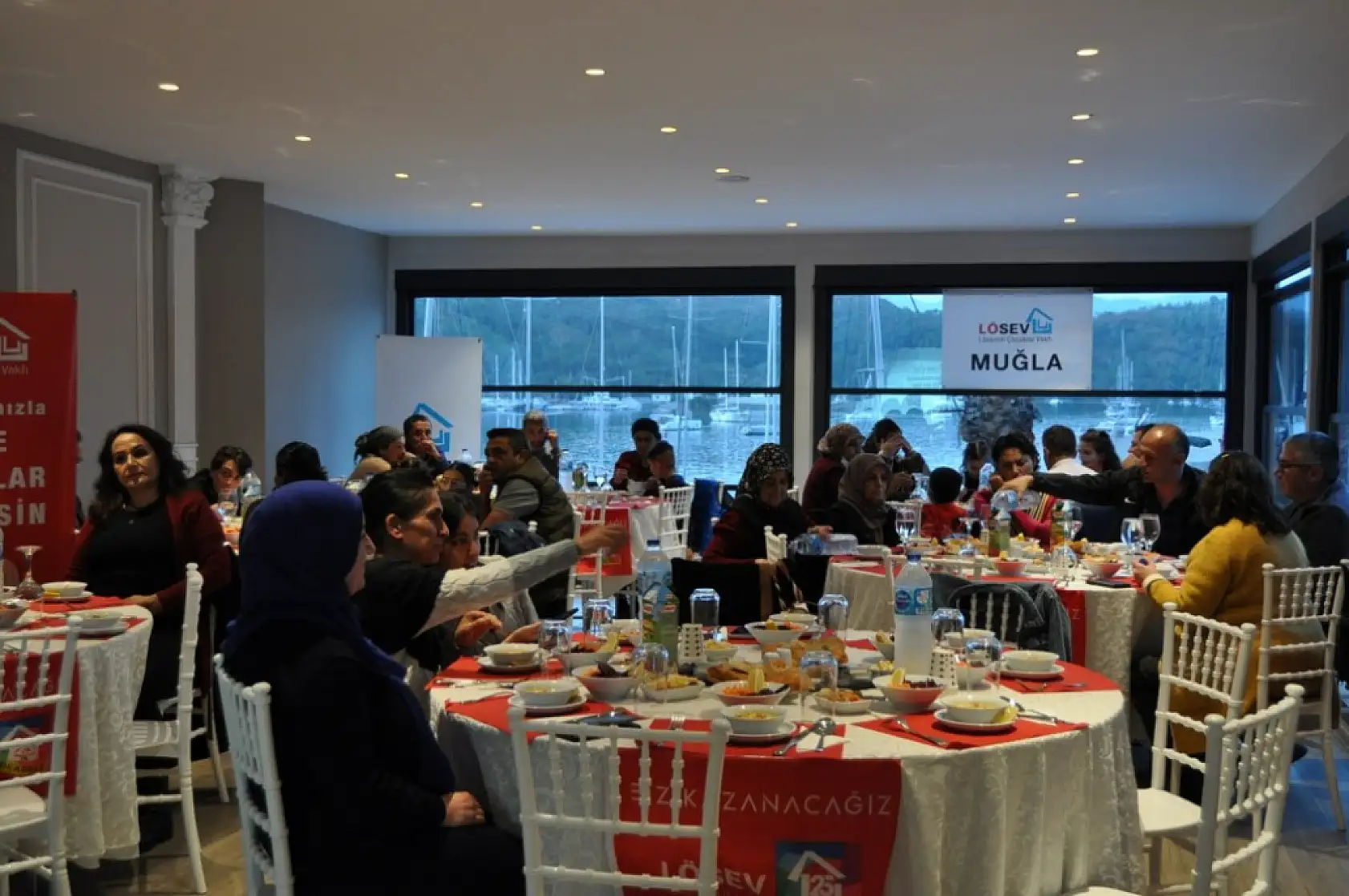 LÖSEV'den Geleneksel İftar Yemeği