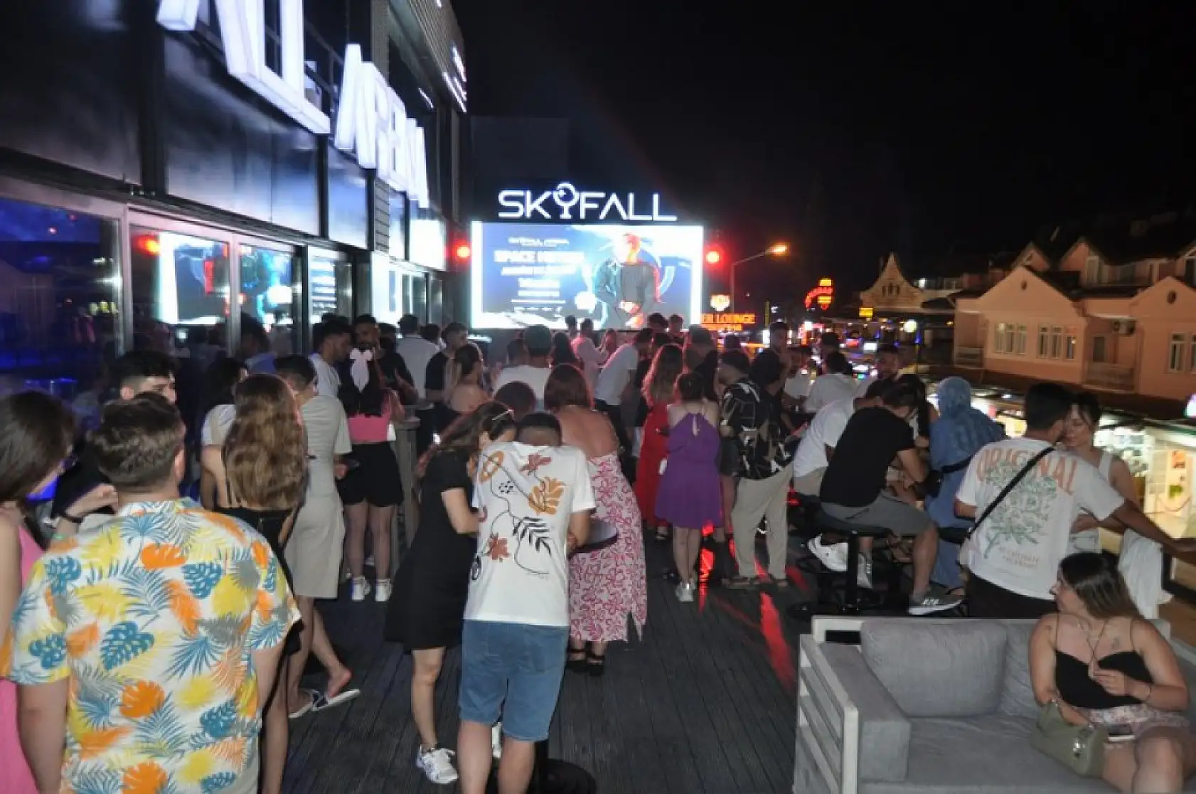 Fethiye Skyfall'da Muhteşem DJ Space Motion Gösterisi