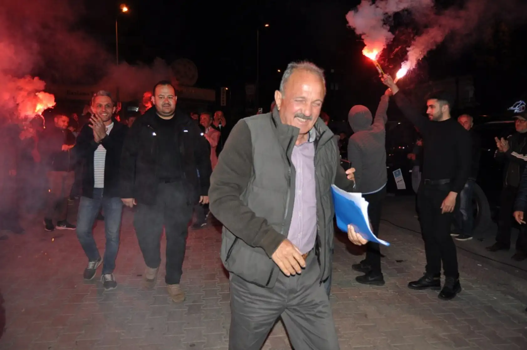 Saatcı, 'Oynanan oyun büyük, sizin oyunuz bütün oyunlardan büyük'