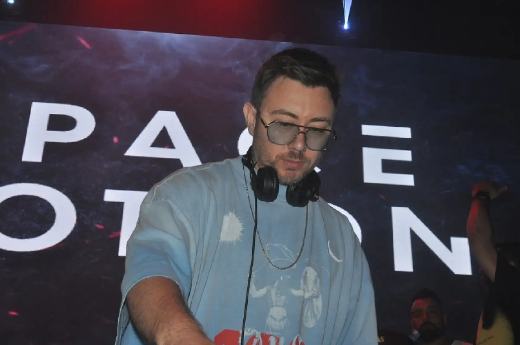 Fethiye Skyfall'da Muhteşem DJ Space Motion Gösterisi