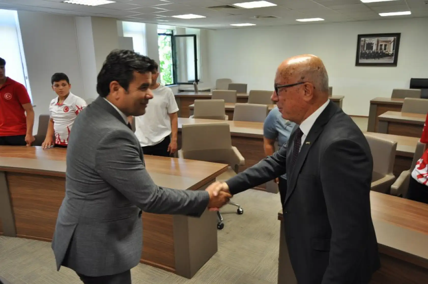 Fethiye'de Sporculardan Kaymakam Ertaş ve Başkan Yardımcısı Bolelli'ye Ziyaret