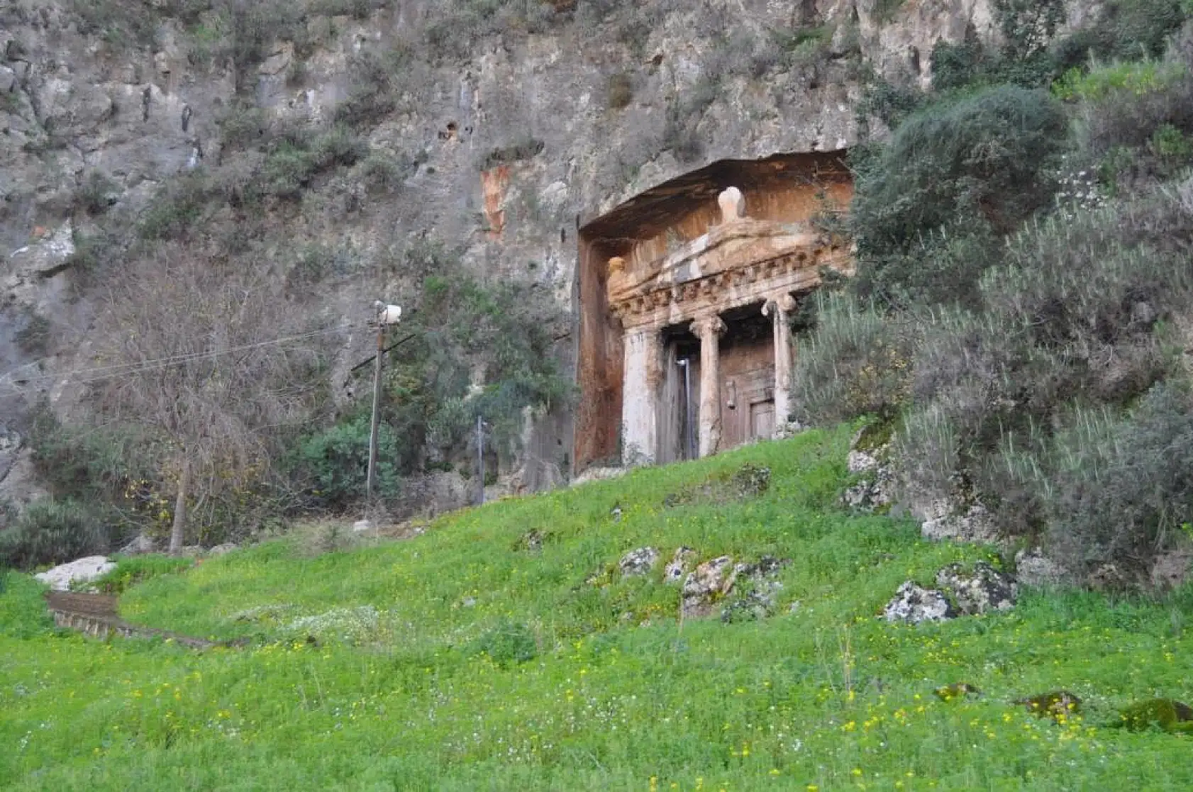 Fethiye Amintas Kaya Mezarı nerede? Nasıl gidilir? Giriş ücreti ne kadar?