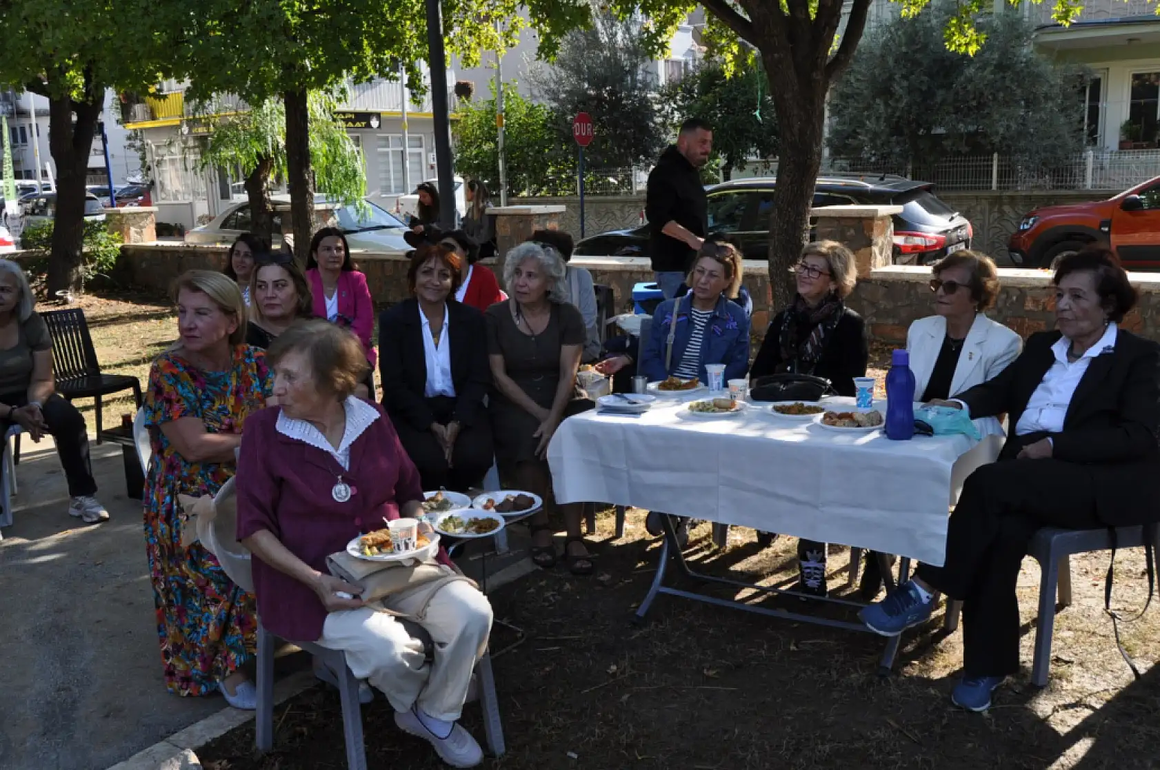 Fethiye ADD'de Anlamlı Etkinlik Eğitime Destek Veren Gönüllüler Buluştu