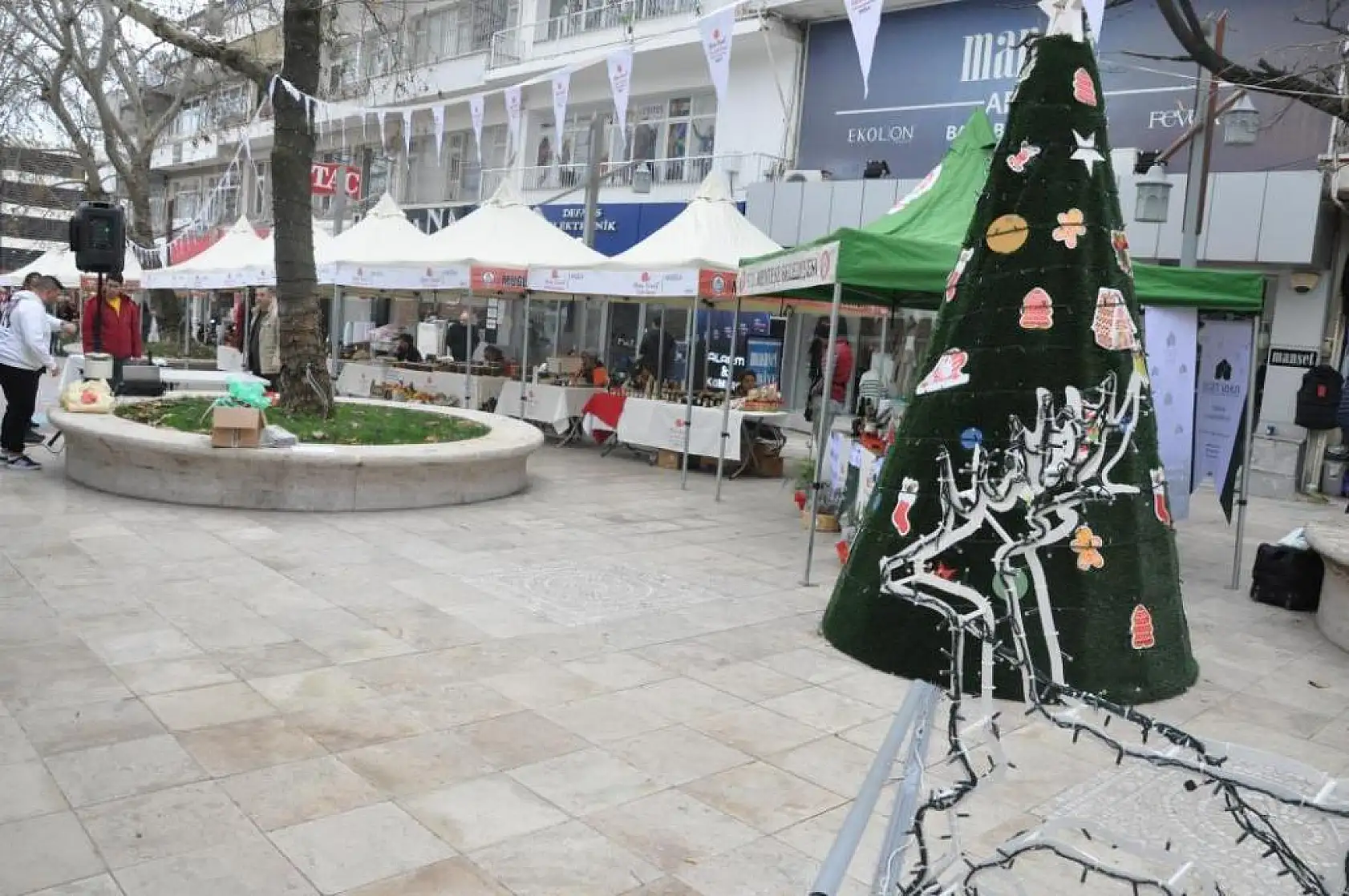 Slow Food Yılbaşı Pazarı açıldı