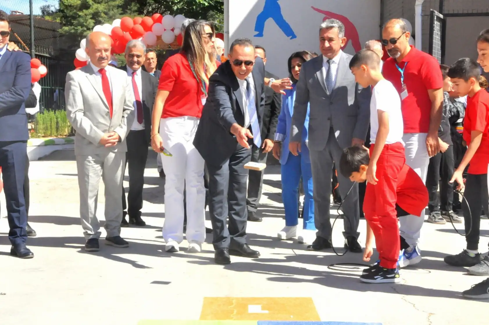 Gelenekten geleceğe Muğla'da renkli çocuk şenliği