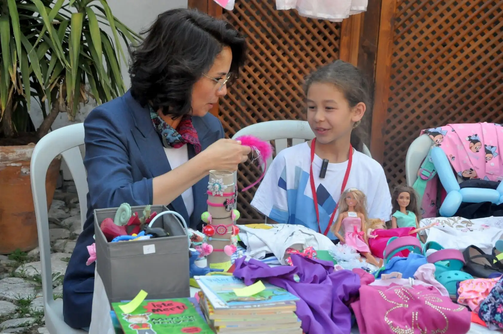 Menteşe'de 'Hazine Pazarı' renkli görüntülere sahne oldu