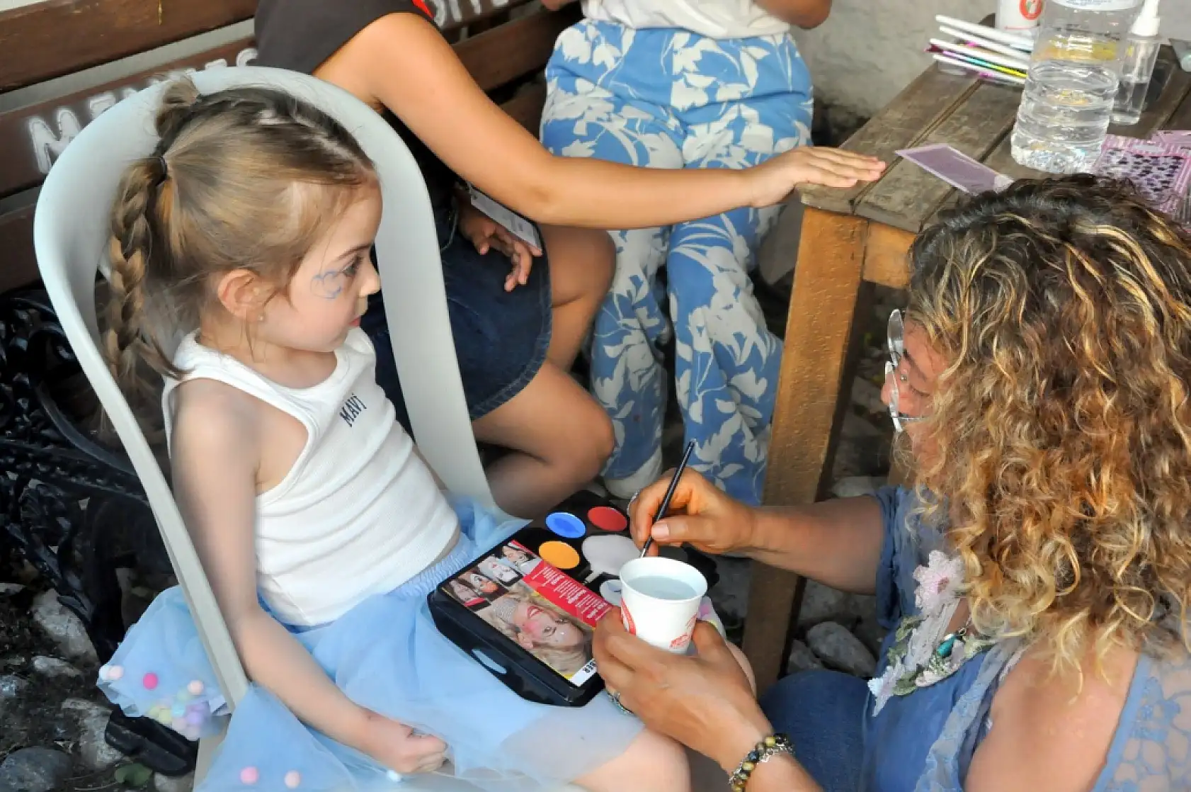 Menteşe'de 'Hazine Pazarı' renkli görüntülere sahne oldu