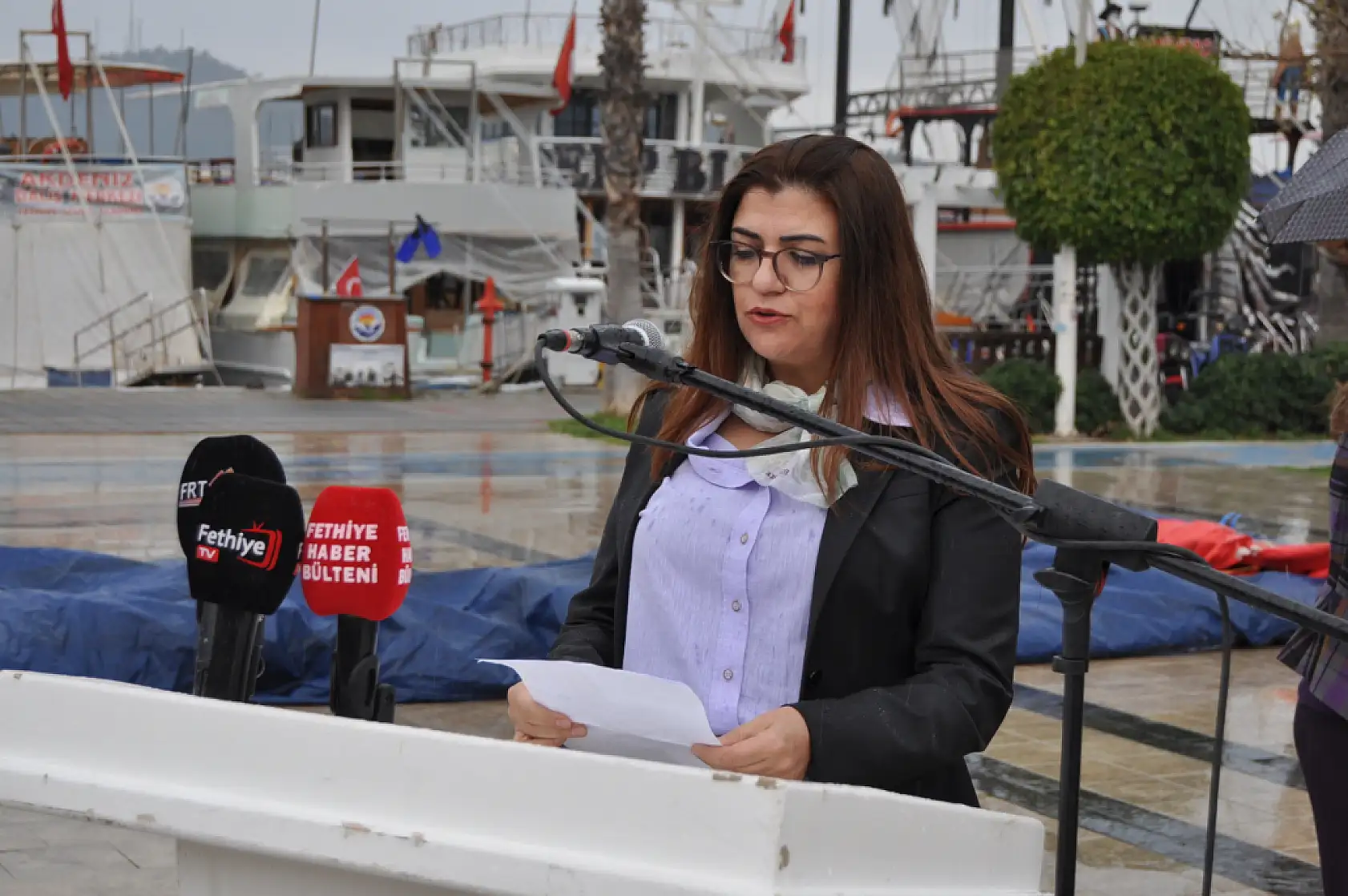 Fethiye Beşkaza Meydanı'nda 8 Mart Dünya Kadınlar Günü Kutlandı