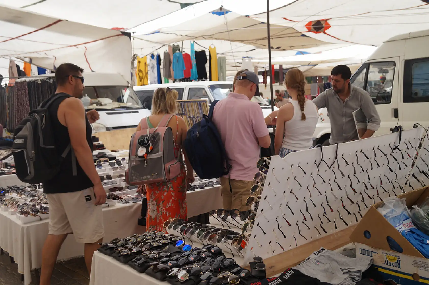 Fethiye Salı pazarında yabancı misafir yoğunluğu