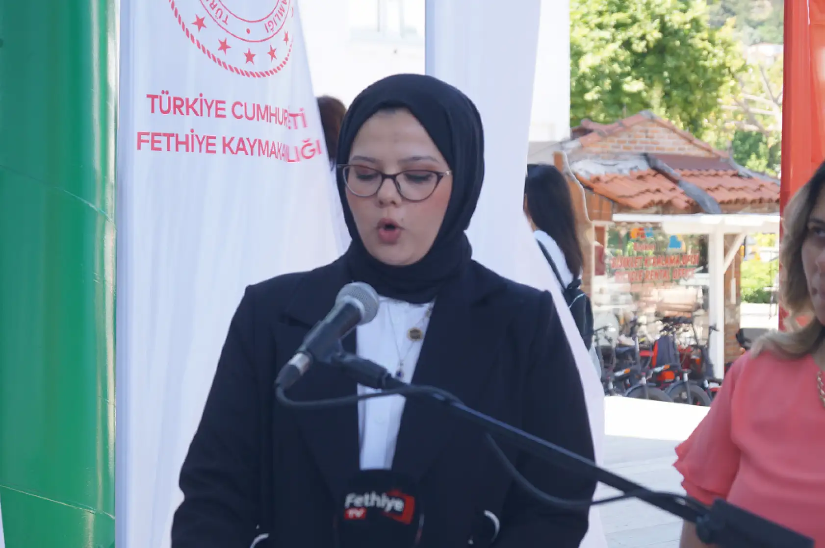 Fethiye'de 19 Mayıs coşkusu meydanlara sığmadı