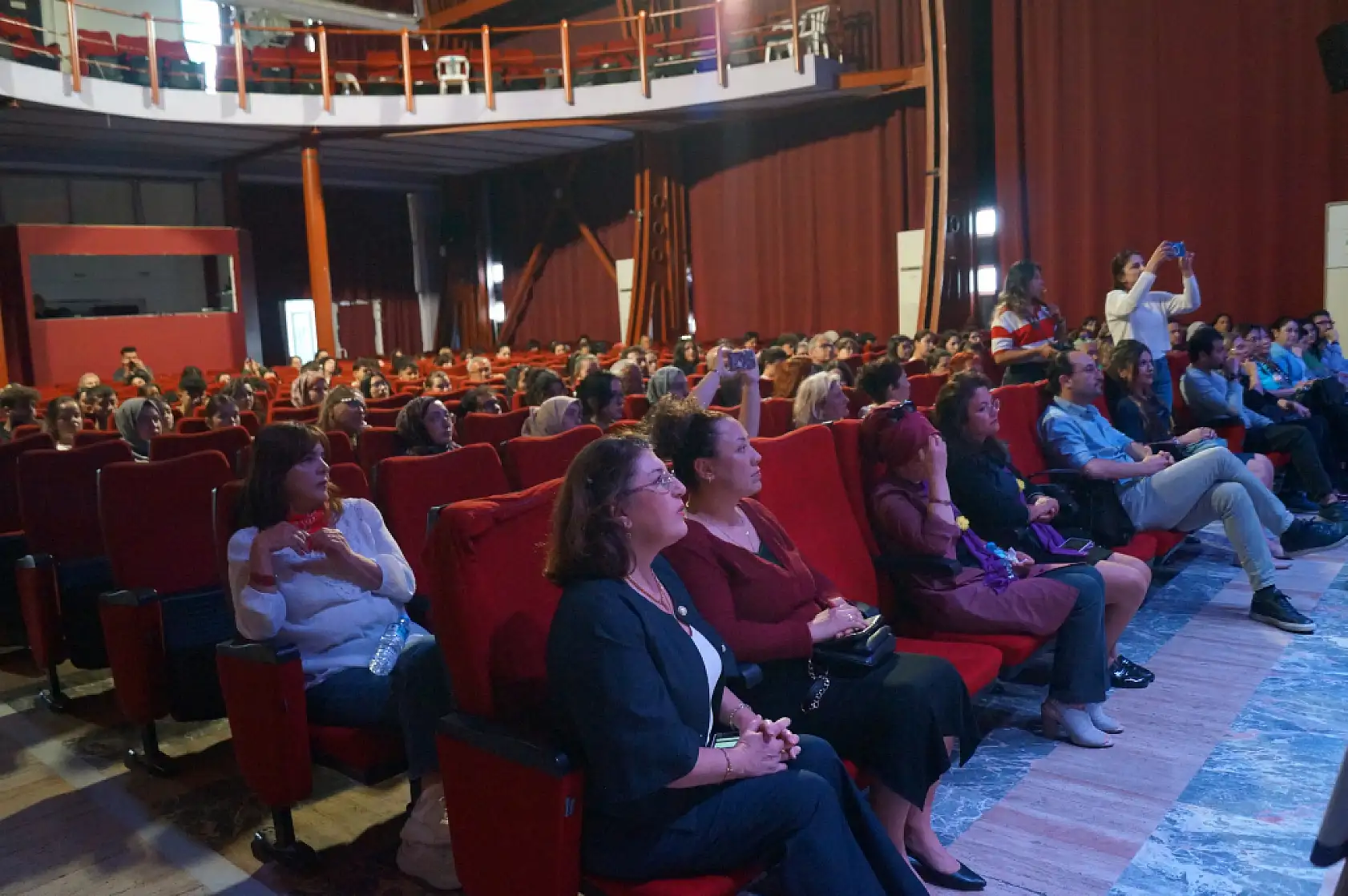 Fethiye'de Otizm Farkındalığı Paneli: 'Otizm Bir Farklılık, Hastalık Değil'