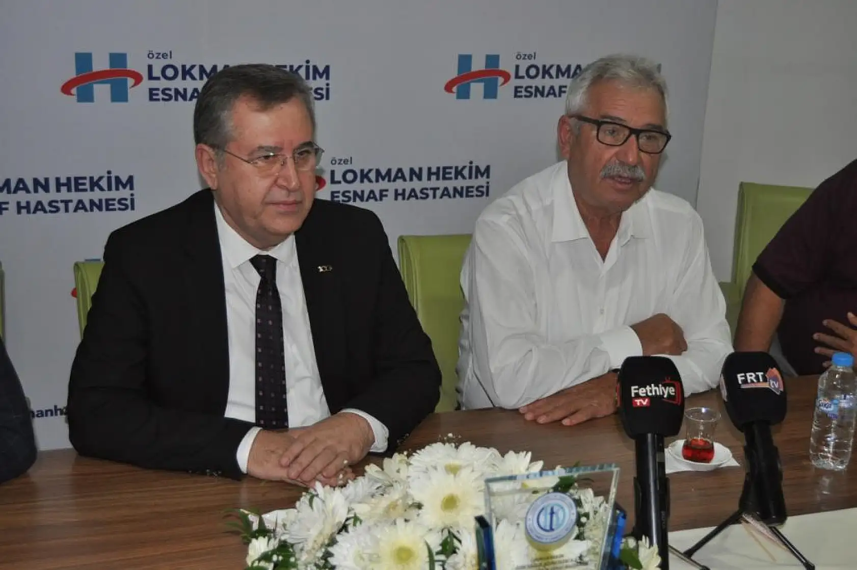 FTSO'dan Lokman Hekim Esnaf Hastanesi'ne teşekkür plaketi