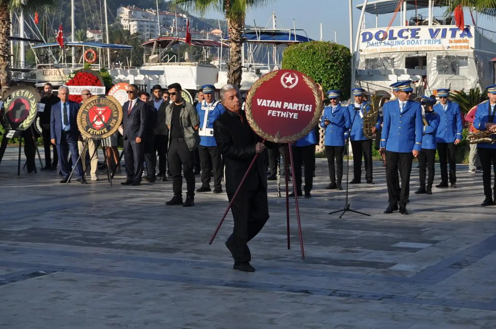 Gazi Mustafa Kemal Atatürk Törenle Anıldı