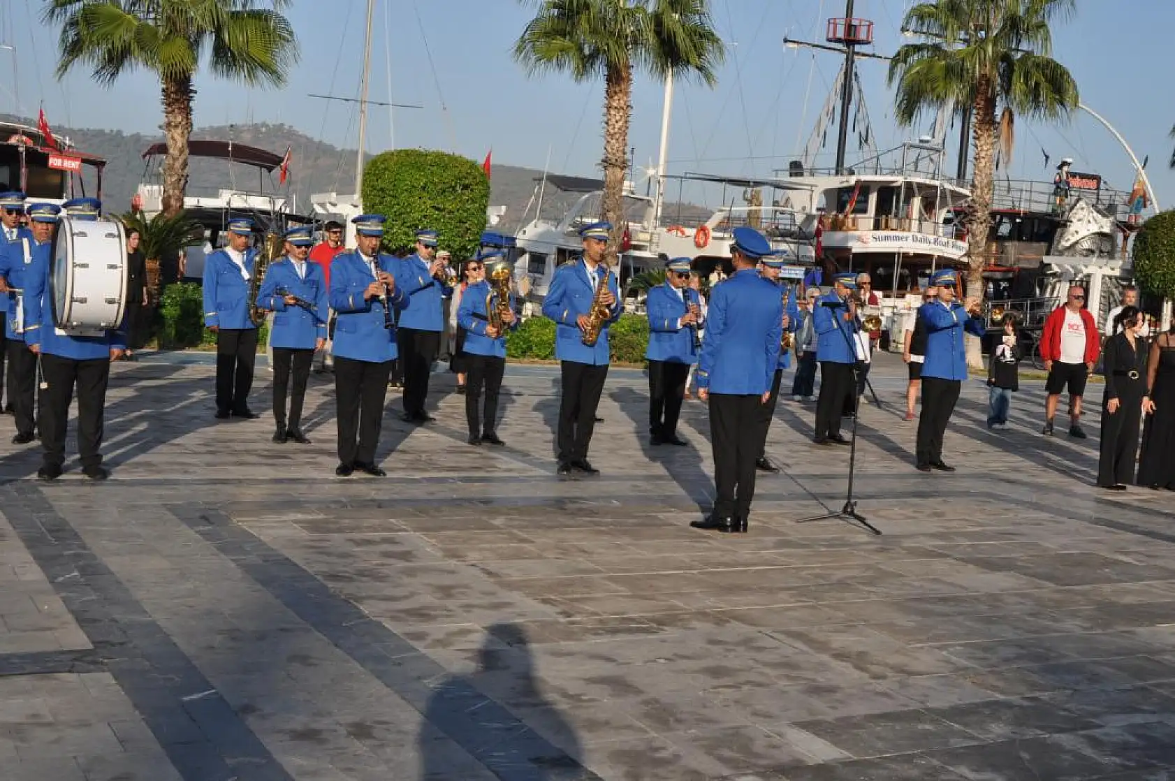 Gazi Mustafa Kemal Atatürk Törenle Anıldı
